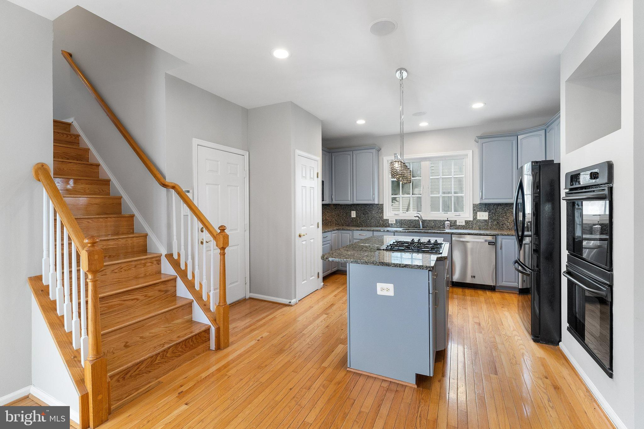 42652 LEGACY PARK DRIVE