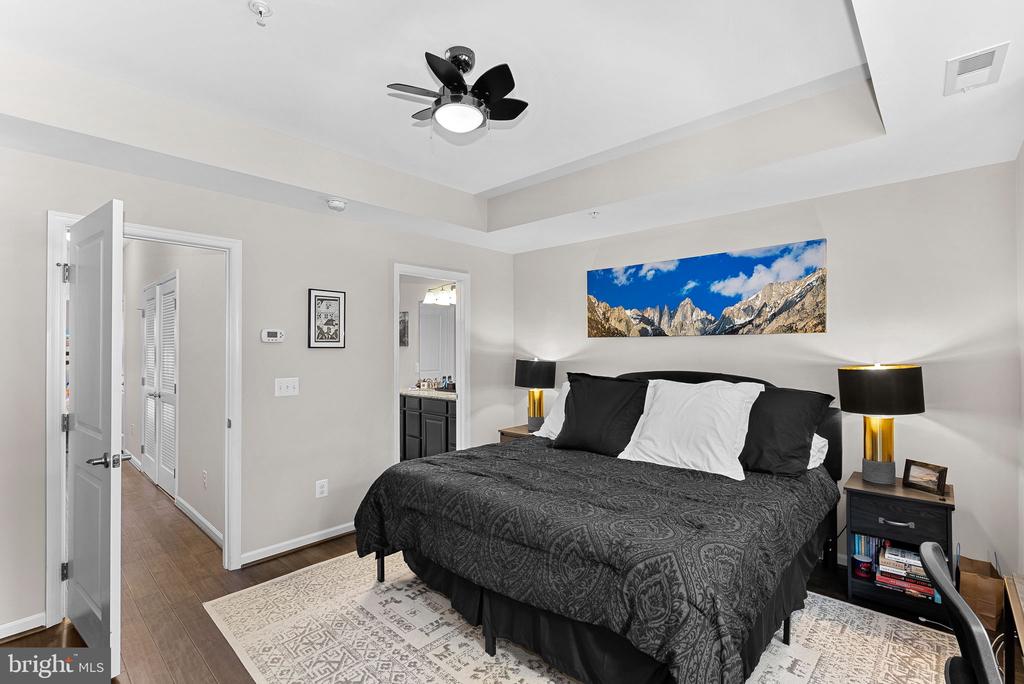 274 HIGH RAIL TERRACE SE
