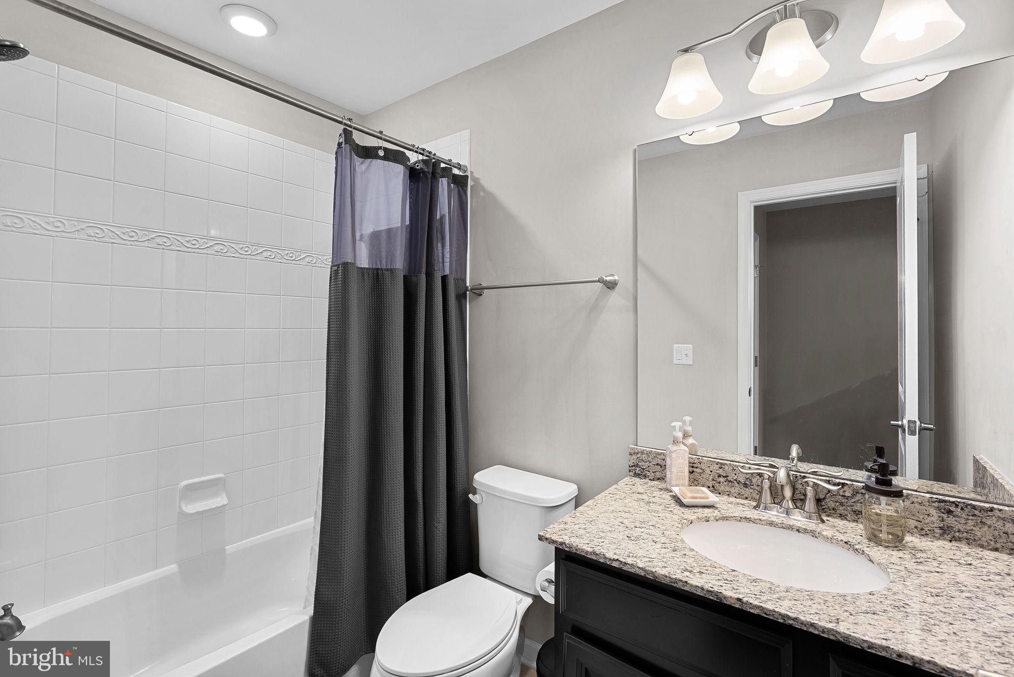 274 HIGH RAIL TERRACE SE