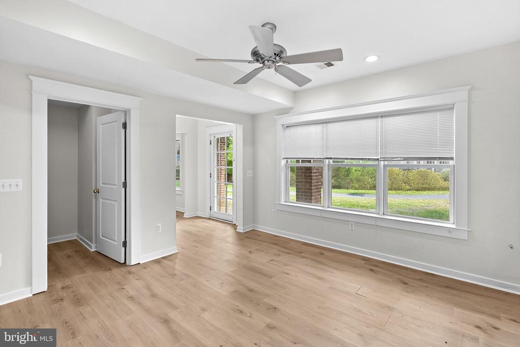 40988 REDWING SONG LANE