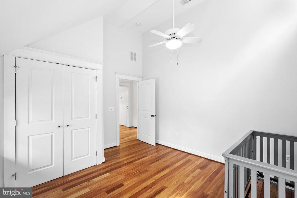 40988 REDWING SONG LANE