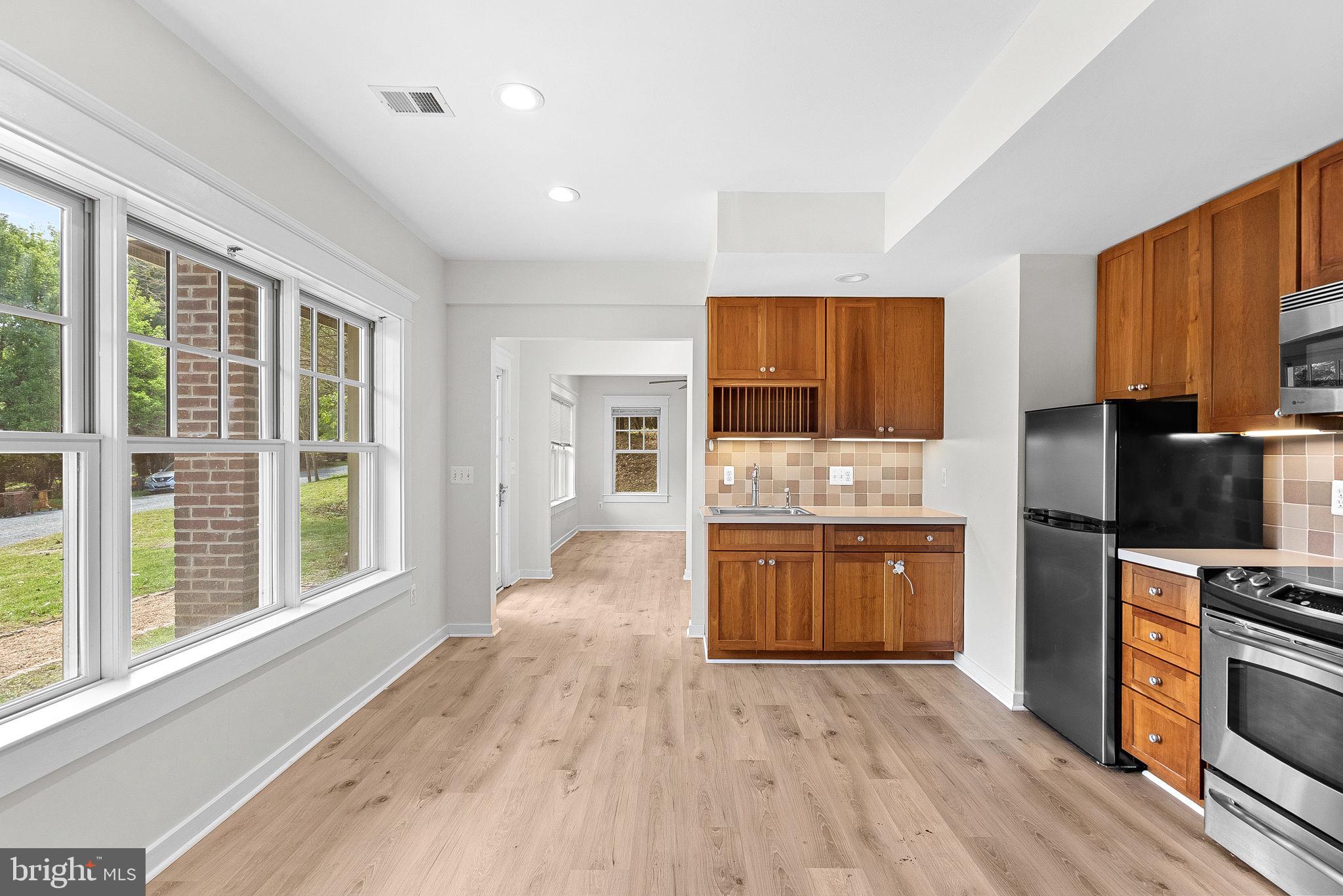 40988 REDWING SONG LANE