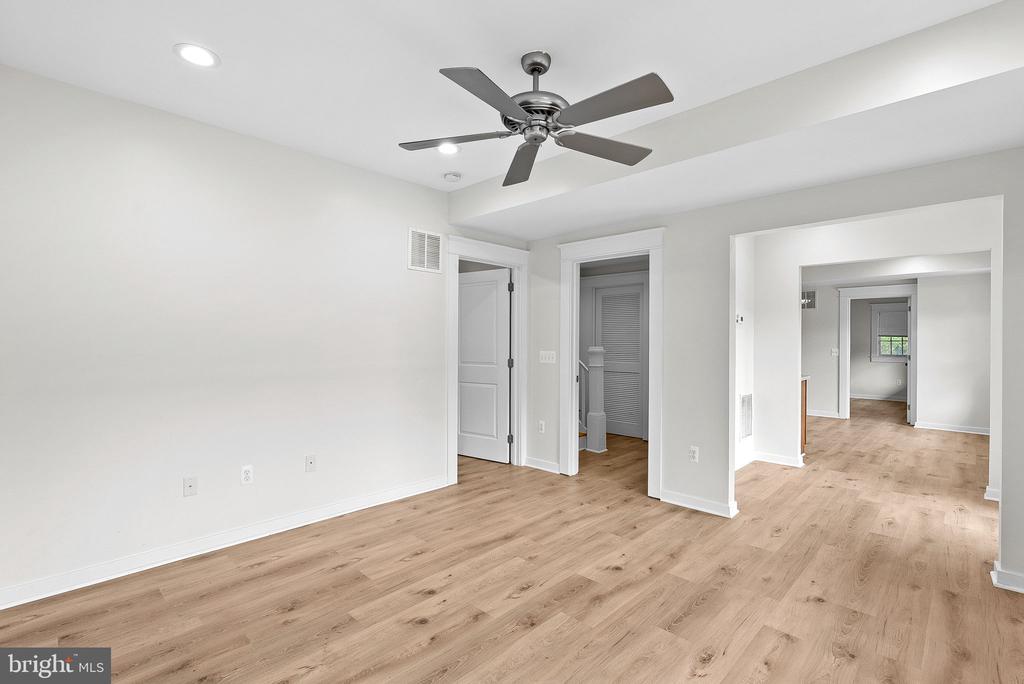 40988 REDWING SONG LANE