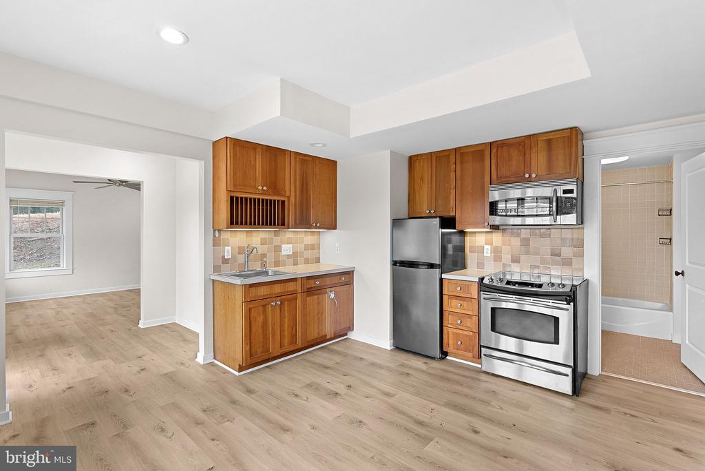 40988 REDWING SONG LANE