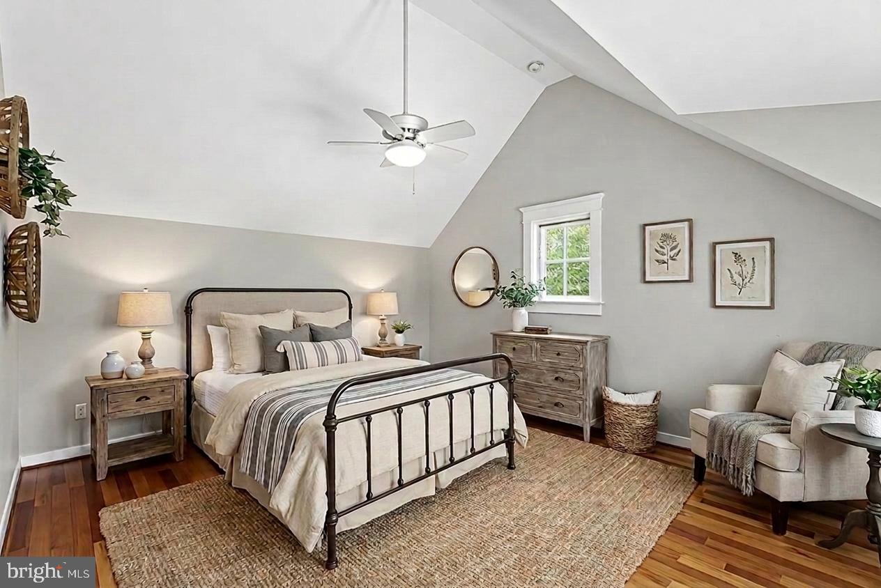 40988 REDWING SONG LANE