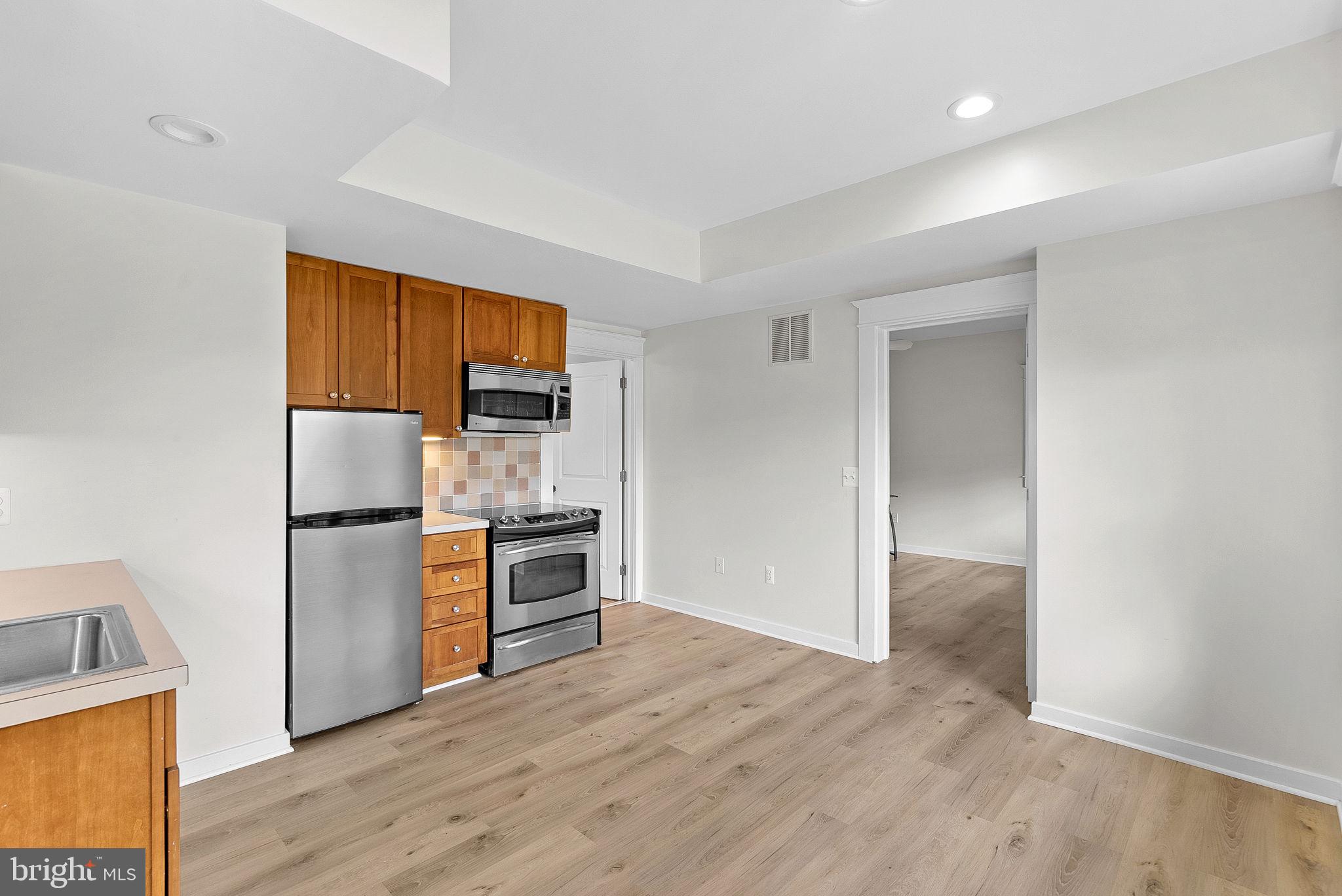 40988 REDWING SONG LANE