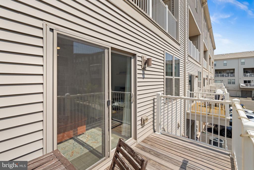212 PARK CENTRAL TERRACE