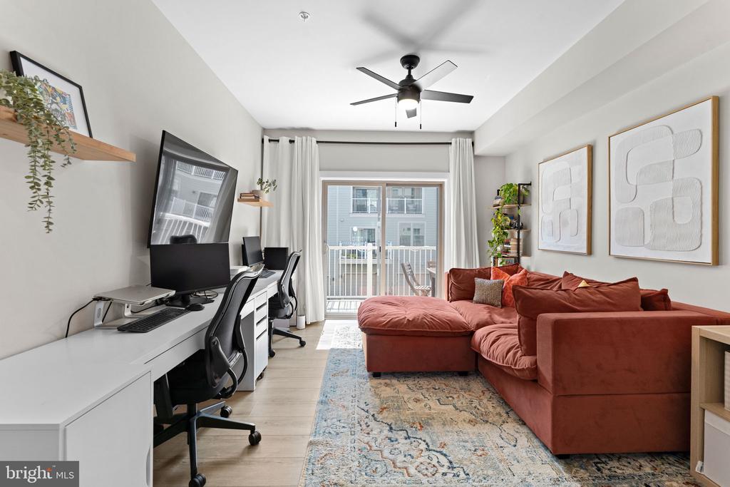 212 PARK CENTRAL TERRACE