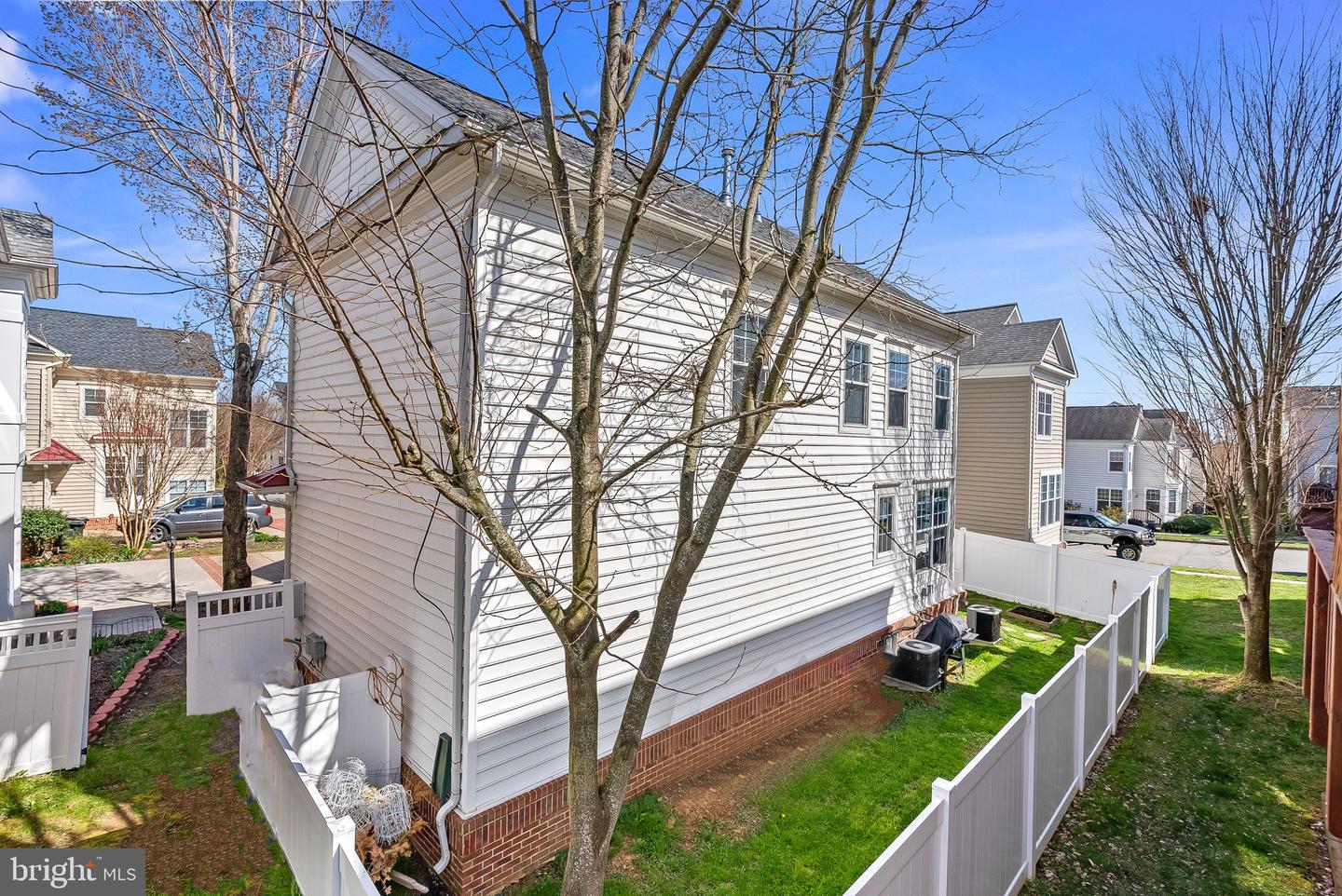 8888 Song Sparrow Dr