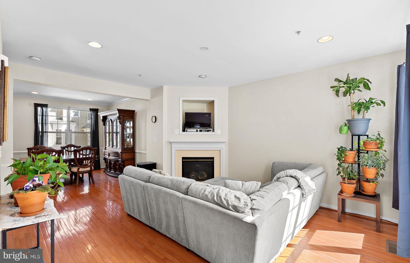8888 Song Sparrow Dr