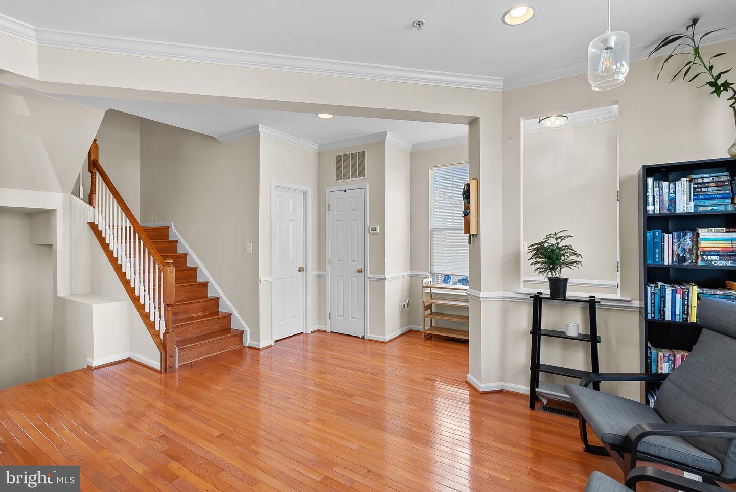 8888 Song Sparrow Dr