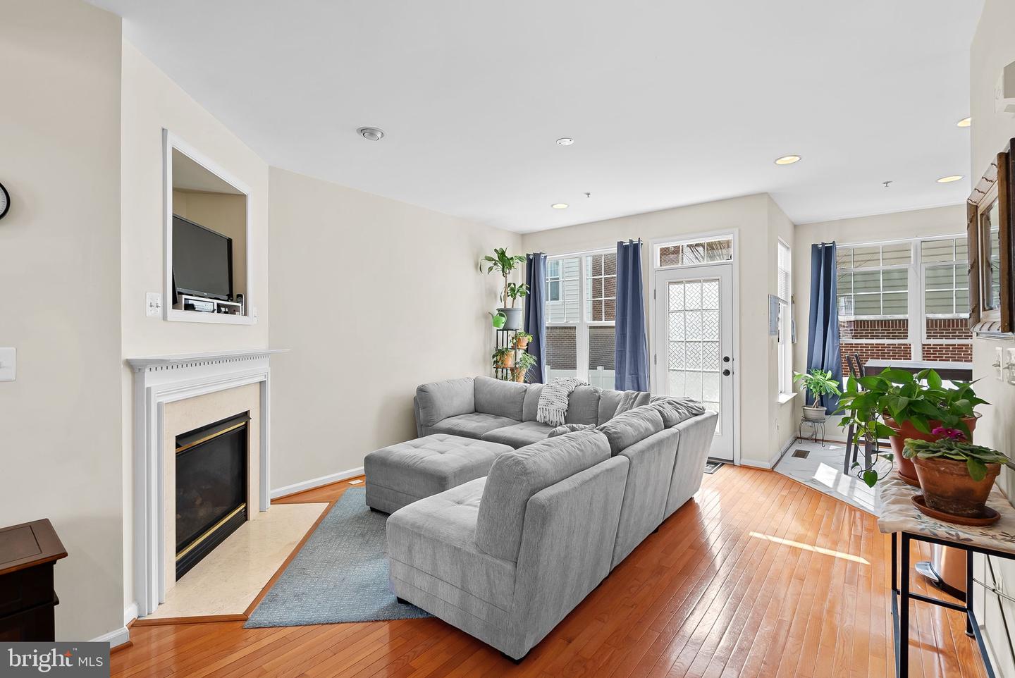 8888 Song Sparrow Dr