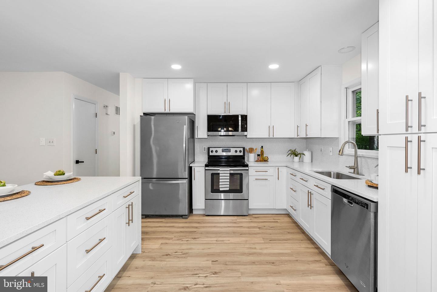 15021 Red Fox Ct