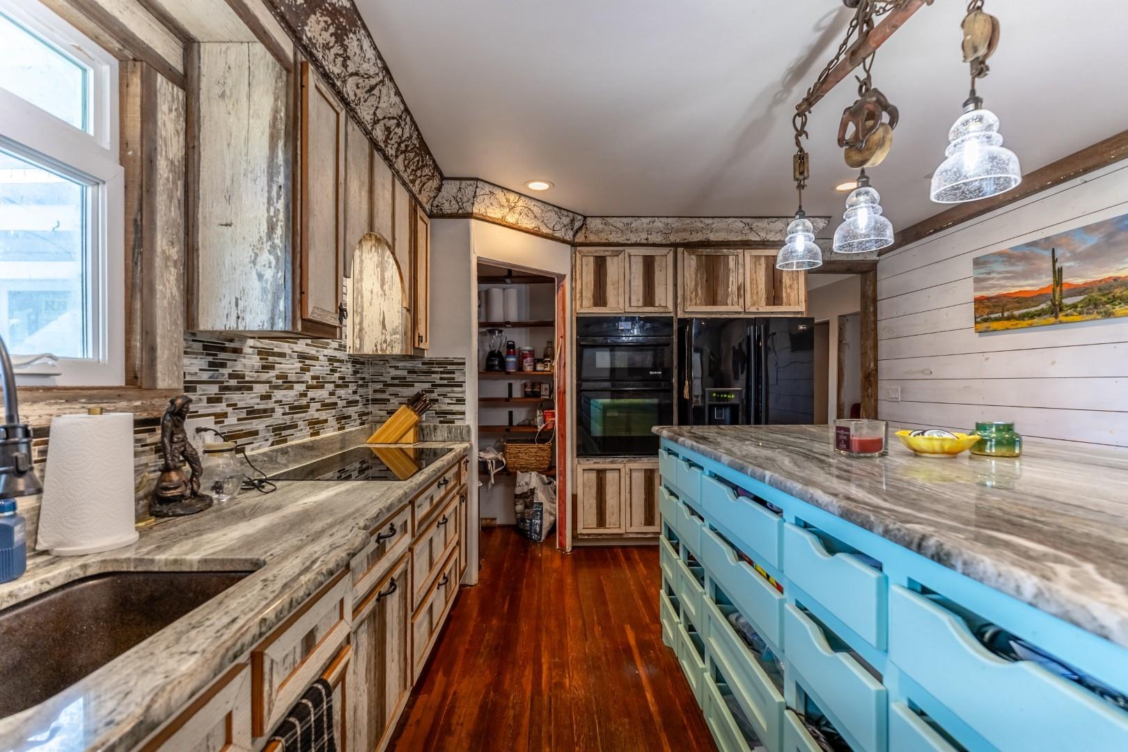 3971 Us Highway 77 S