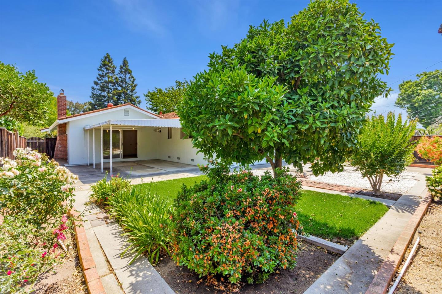 4083 Acapulco DR