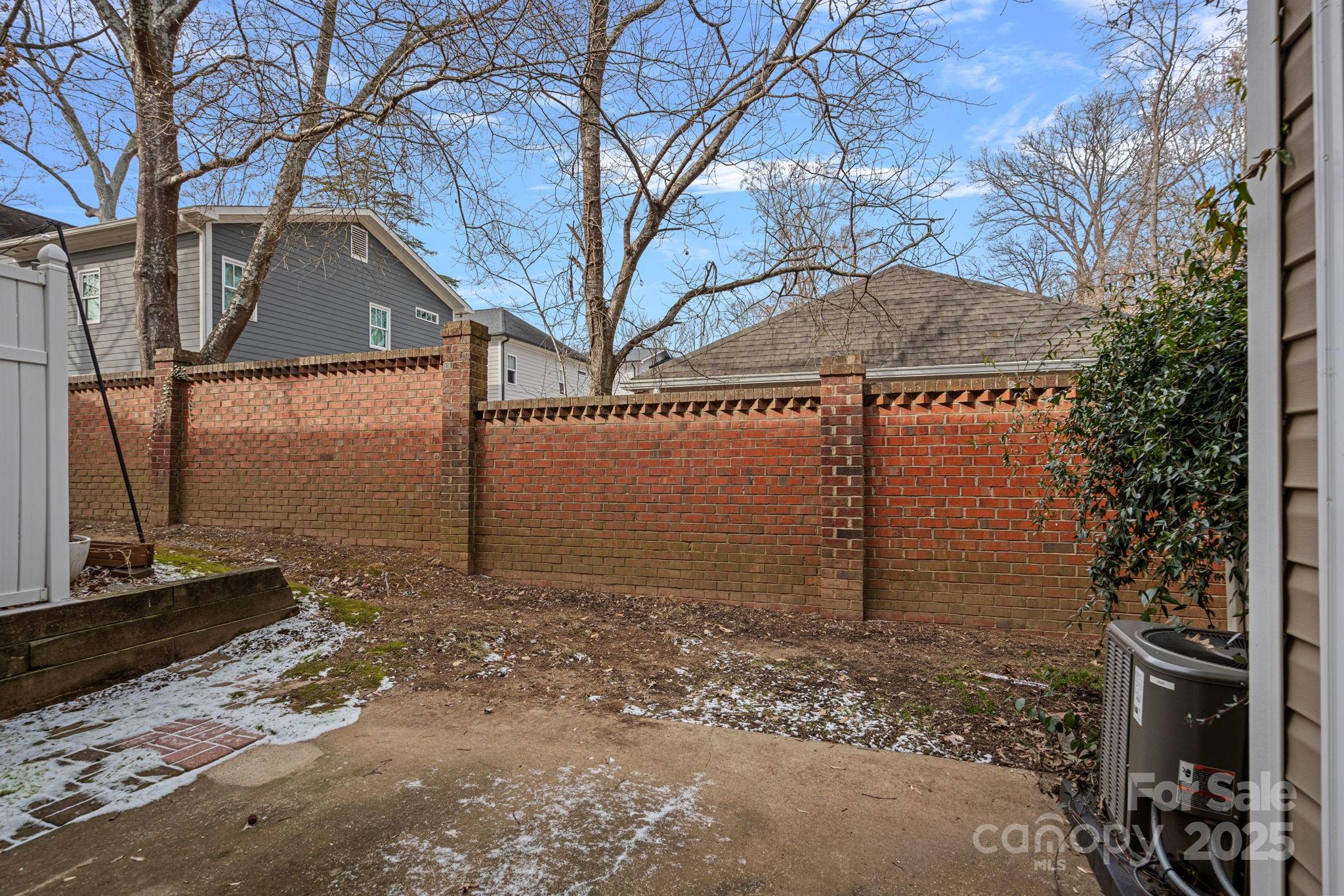3026 Uxbridge Woods Court