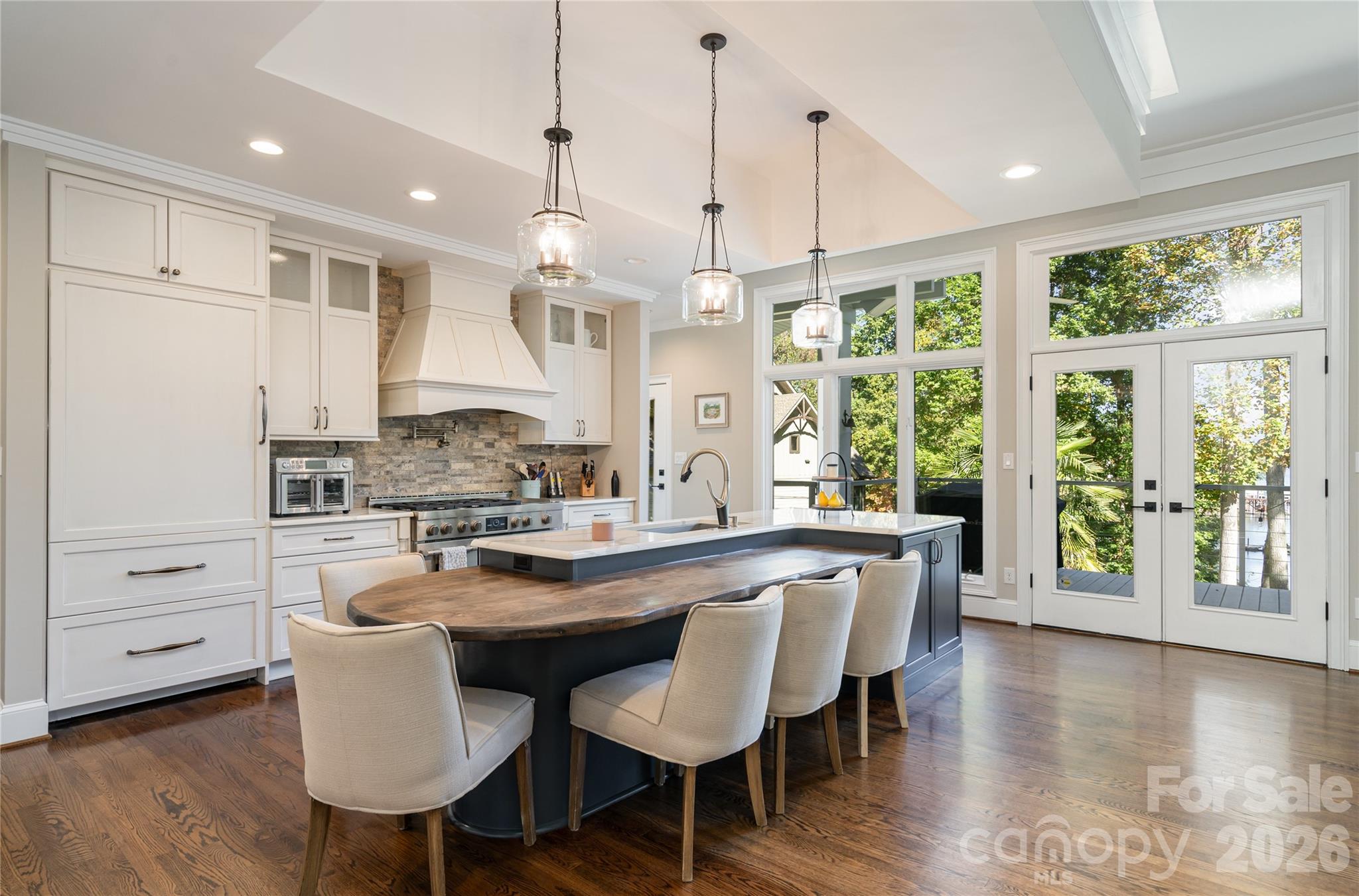 136 Lakeview Shores Loop