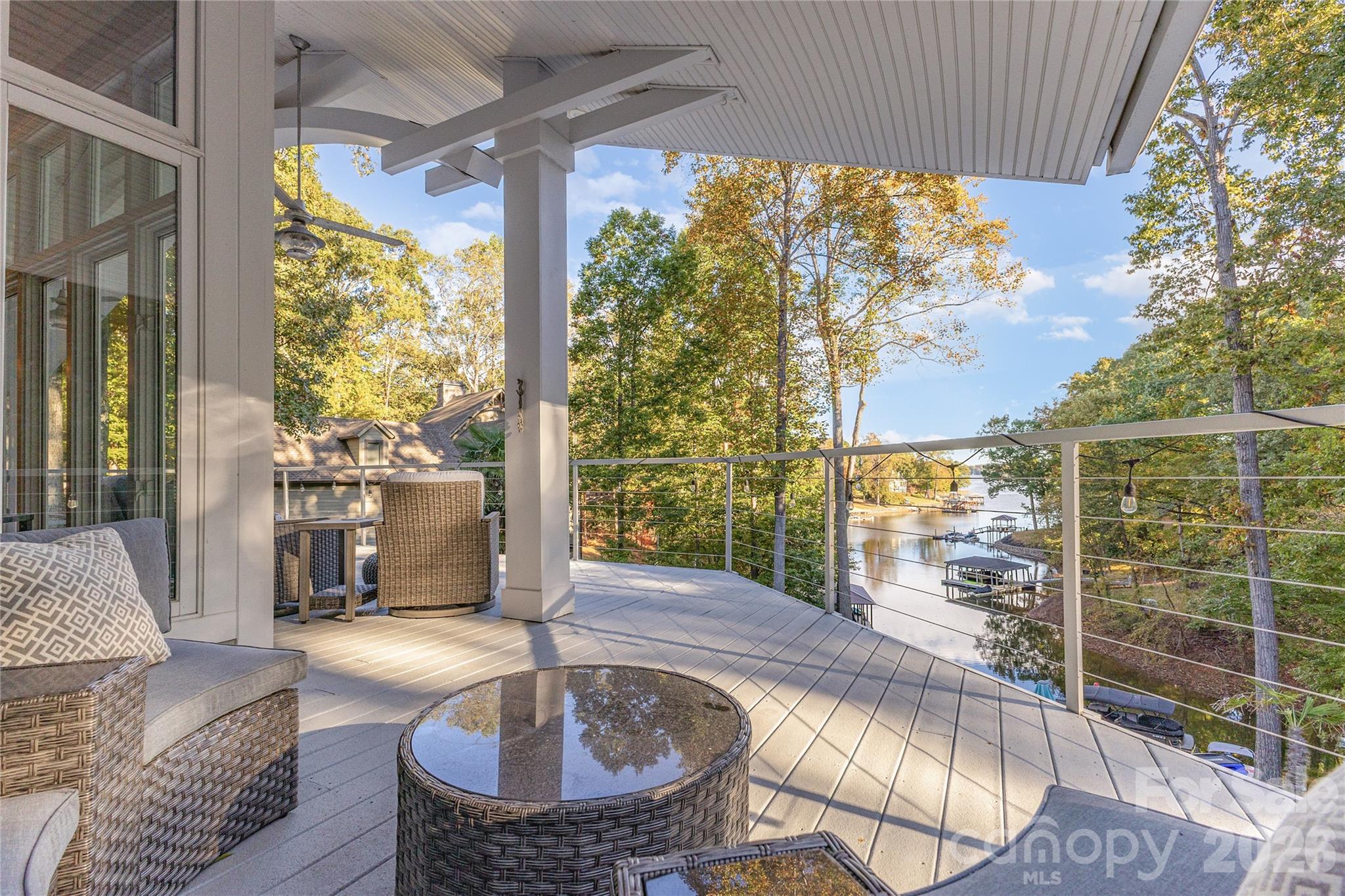 136 Lakeview Shores Loop
