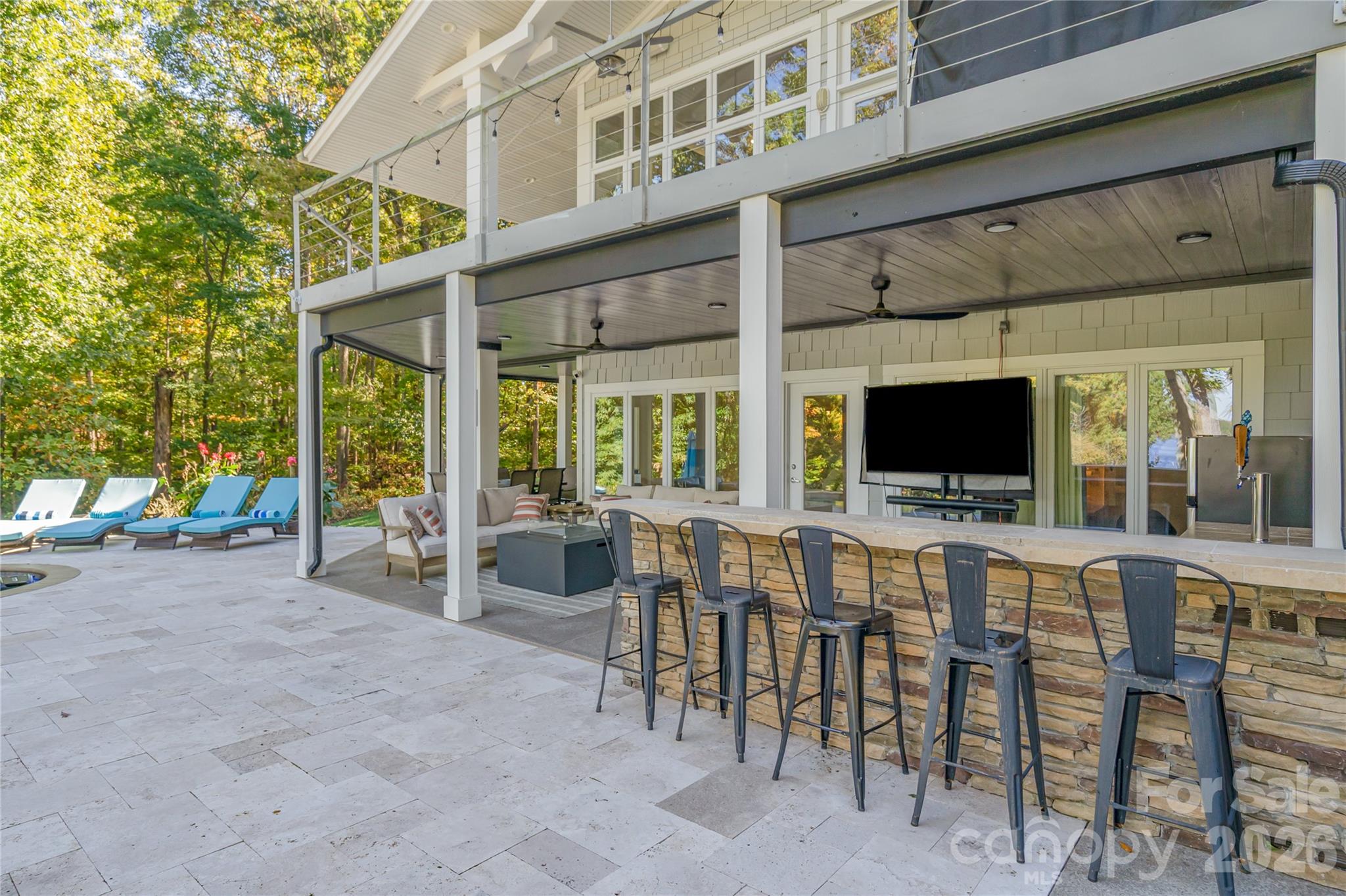 136 Lakeview Shores Loop