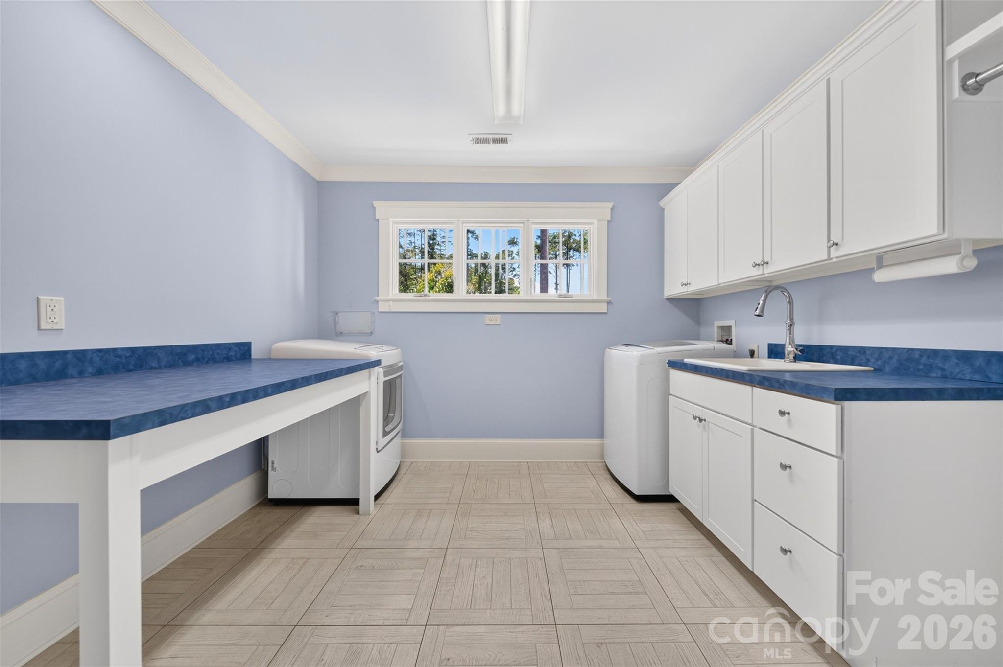 166 Balmoral Drive