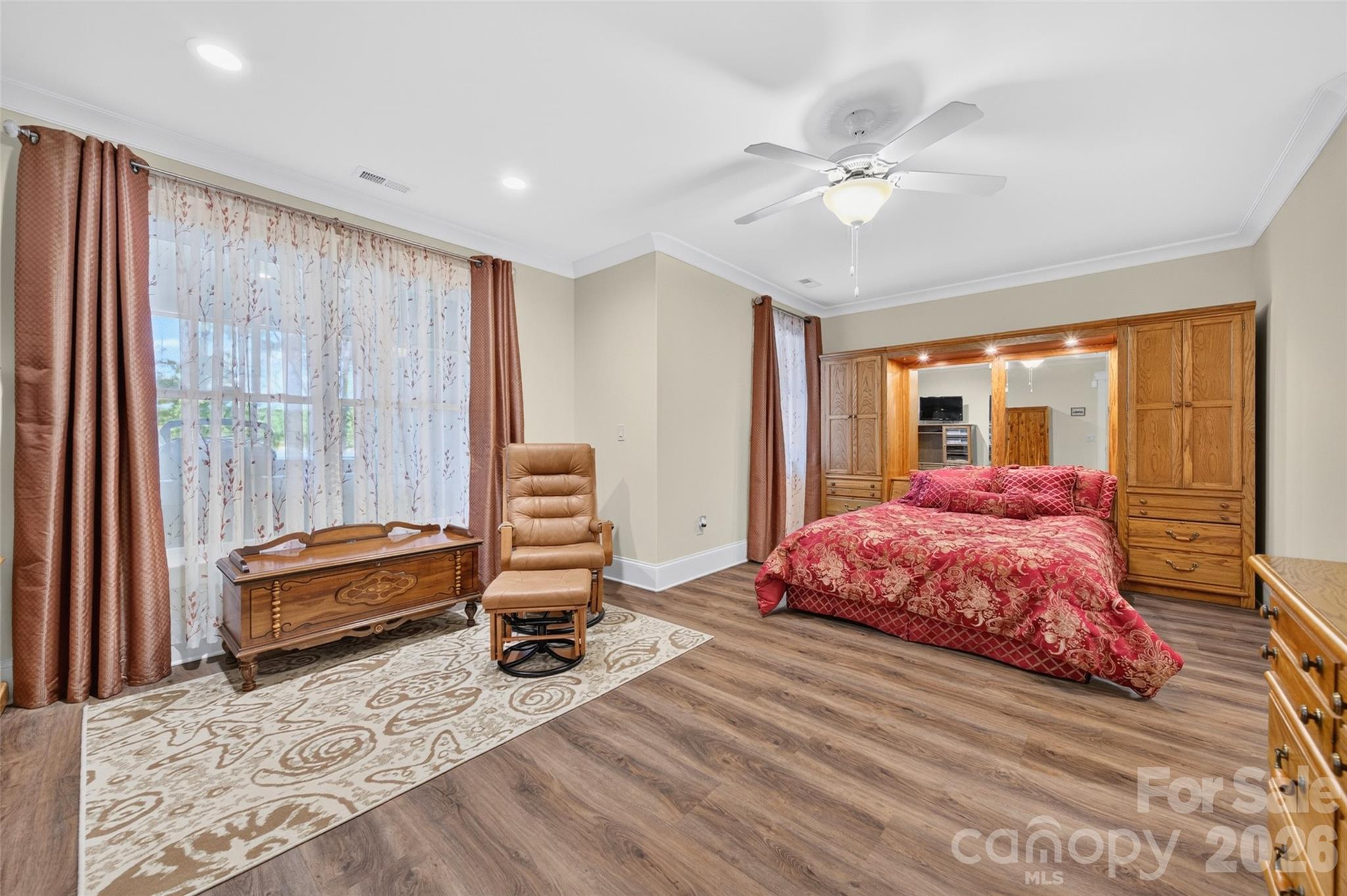 166 Balmoral Drive