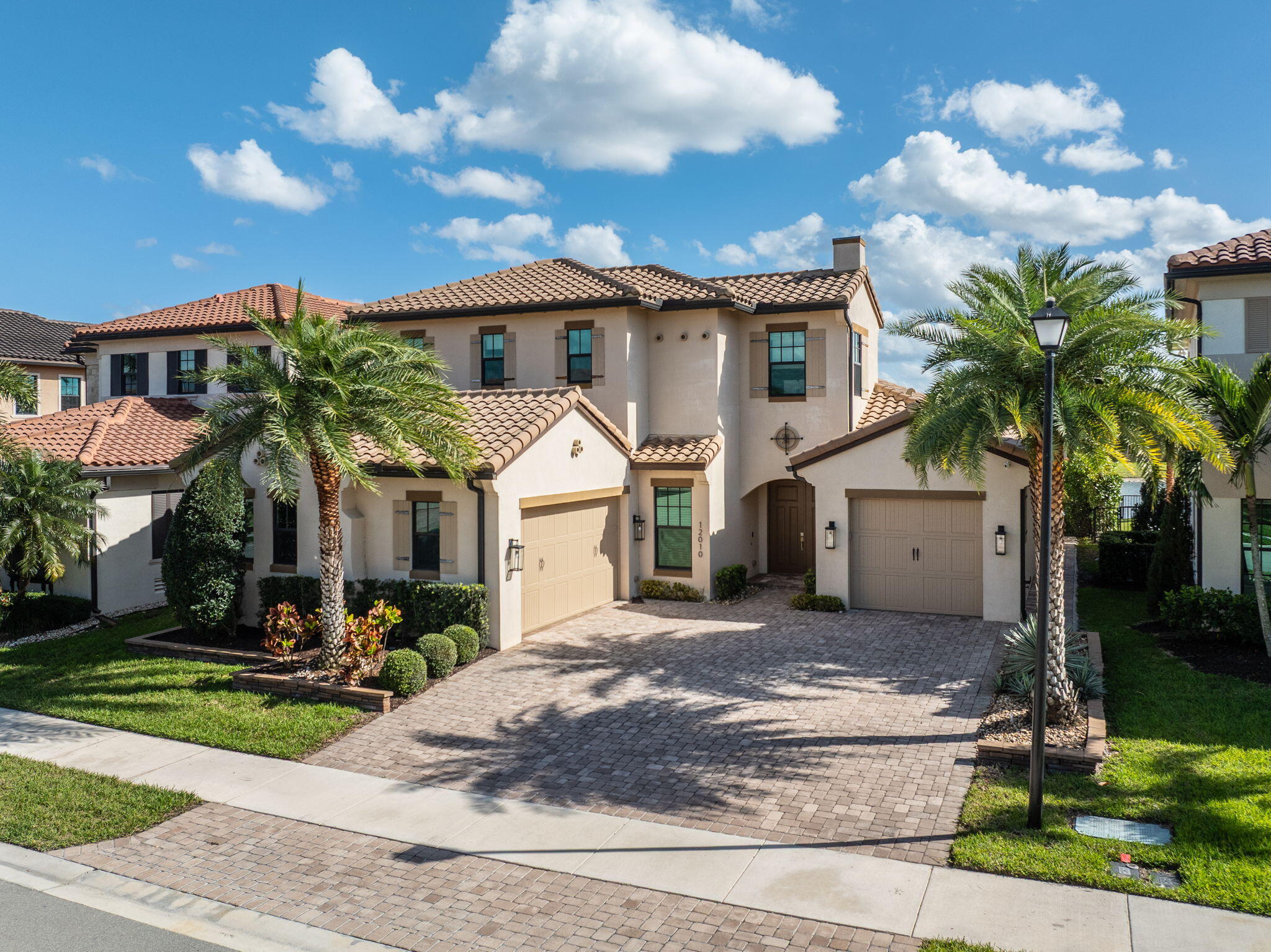 12010 Lake House Lane