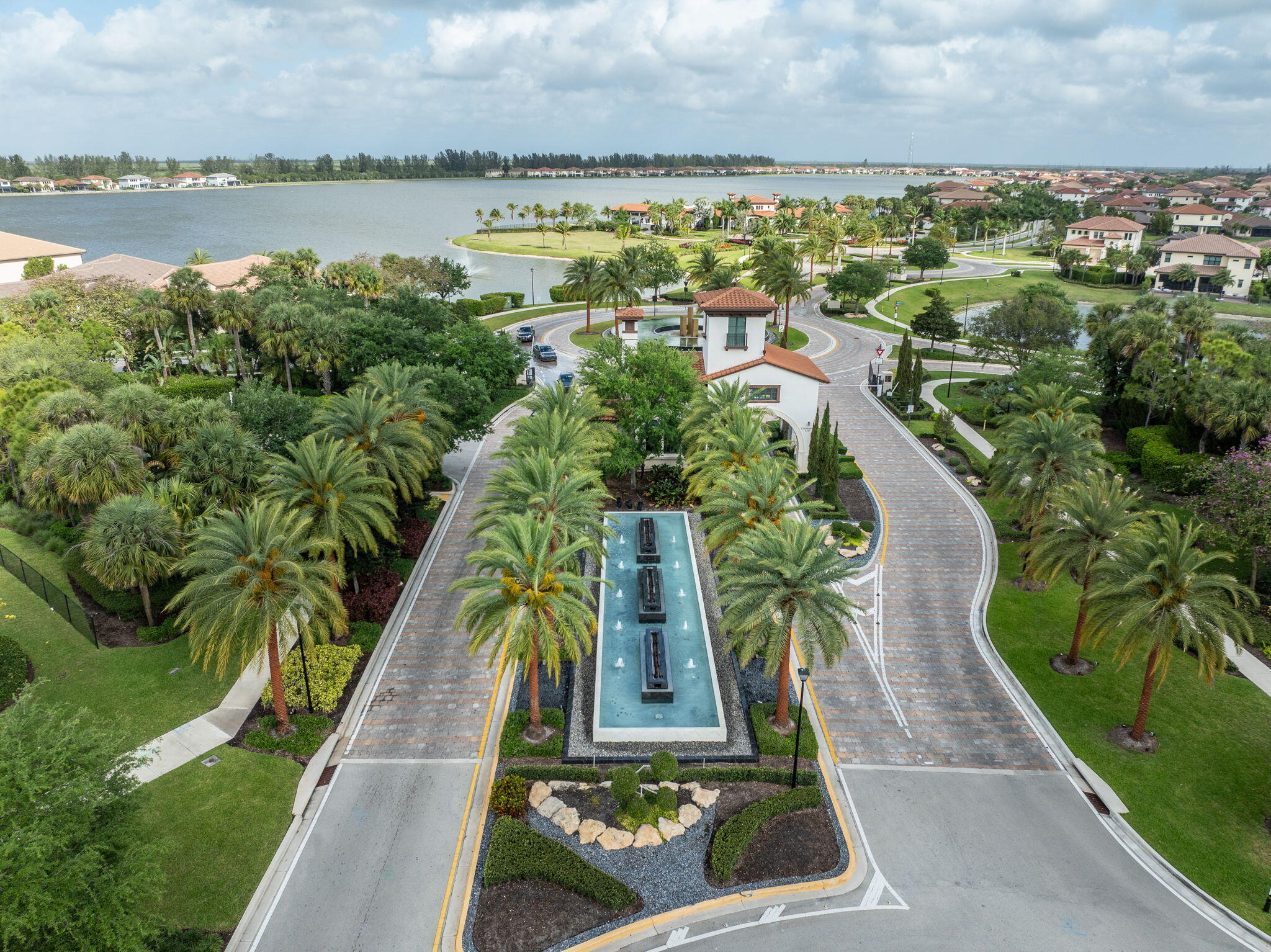 12010 Lake House Lane