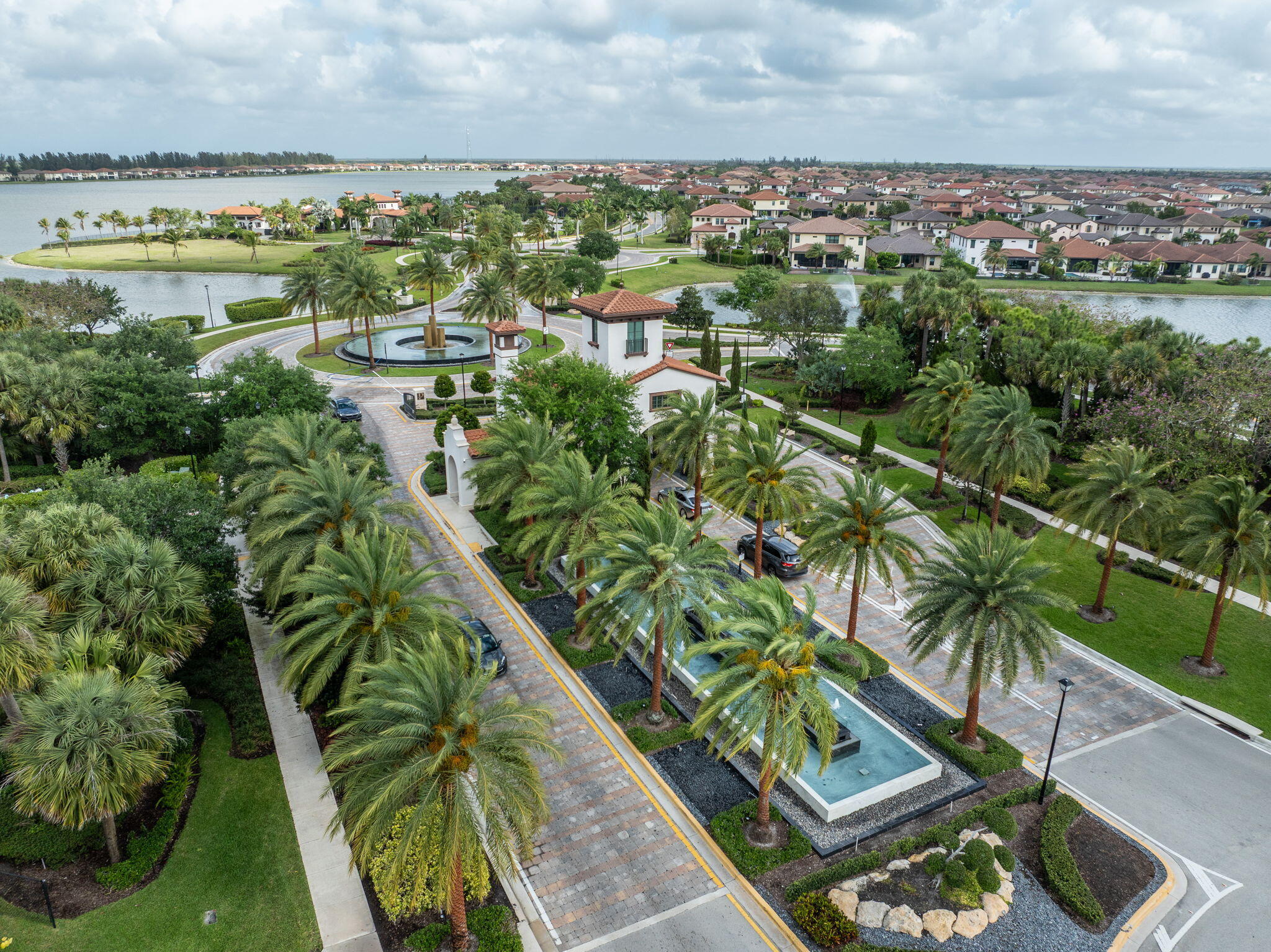 12010 Lake House Lane