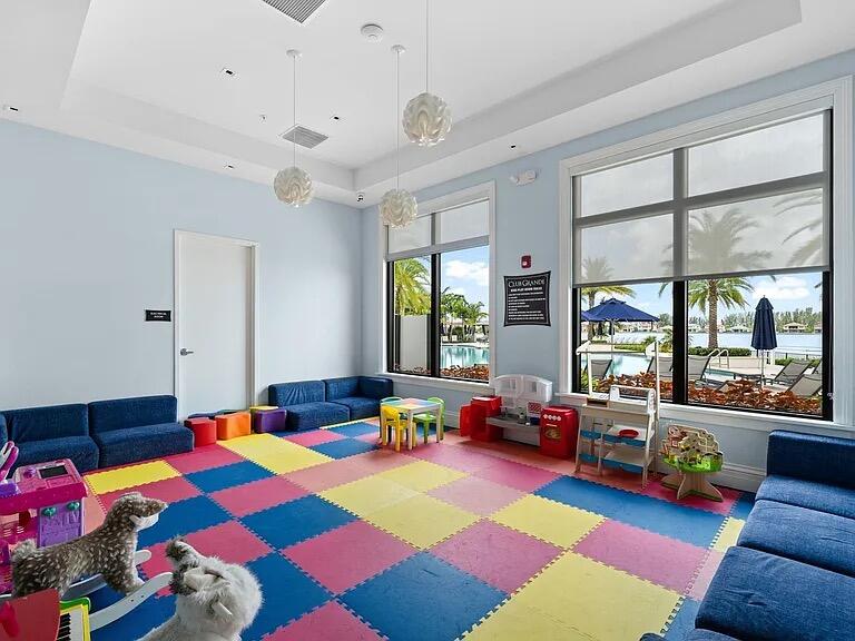 12010 Lake House Lane