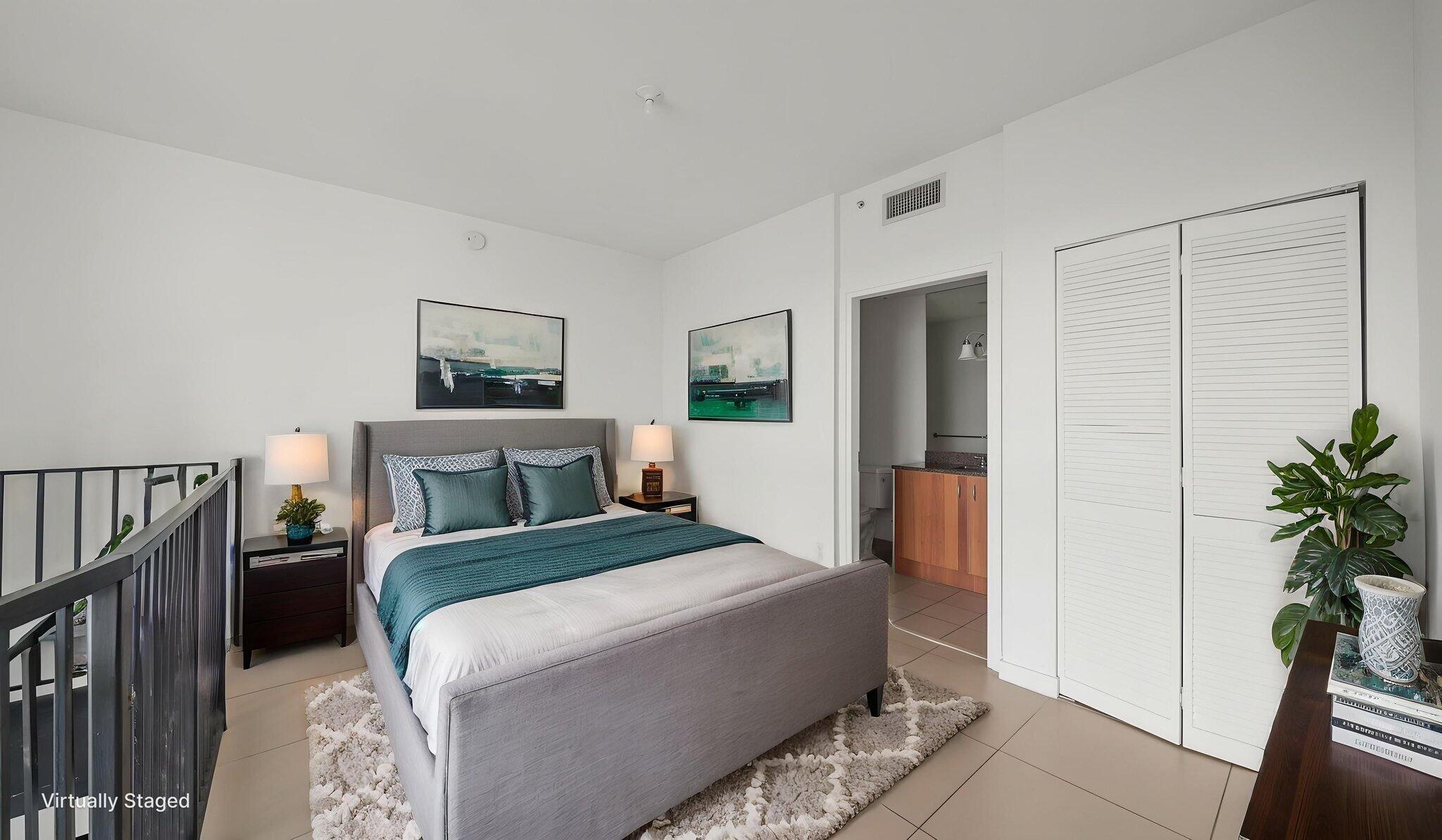 300 S Biscayne Boulevard L-832