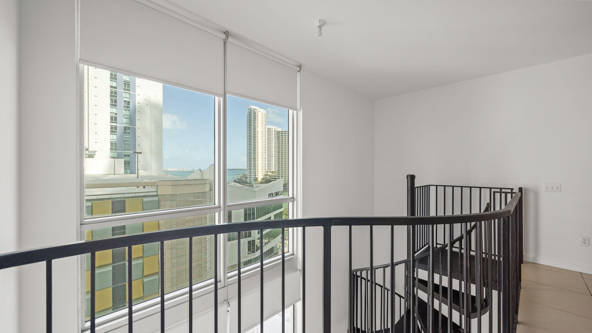 300 S Biscayne Boulevard L-832