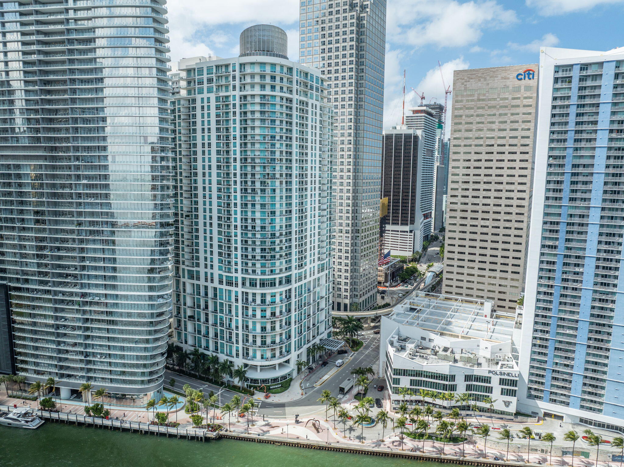 300 S Biscayne Boulevard L-832