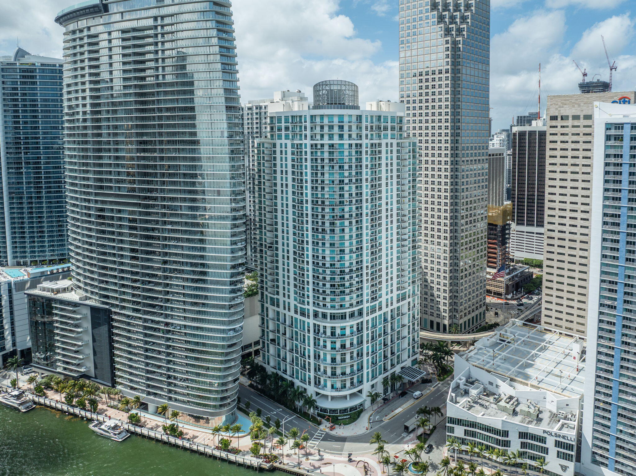 300 S Biscayne Boulevard L-832