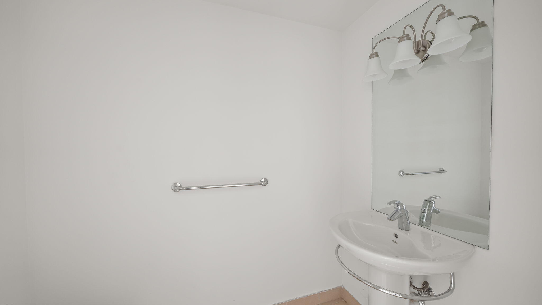 300 S Biscayne Boulevard L-832