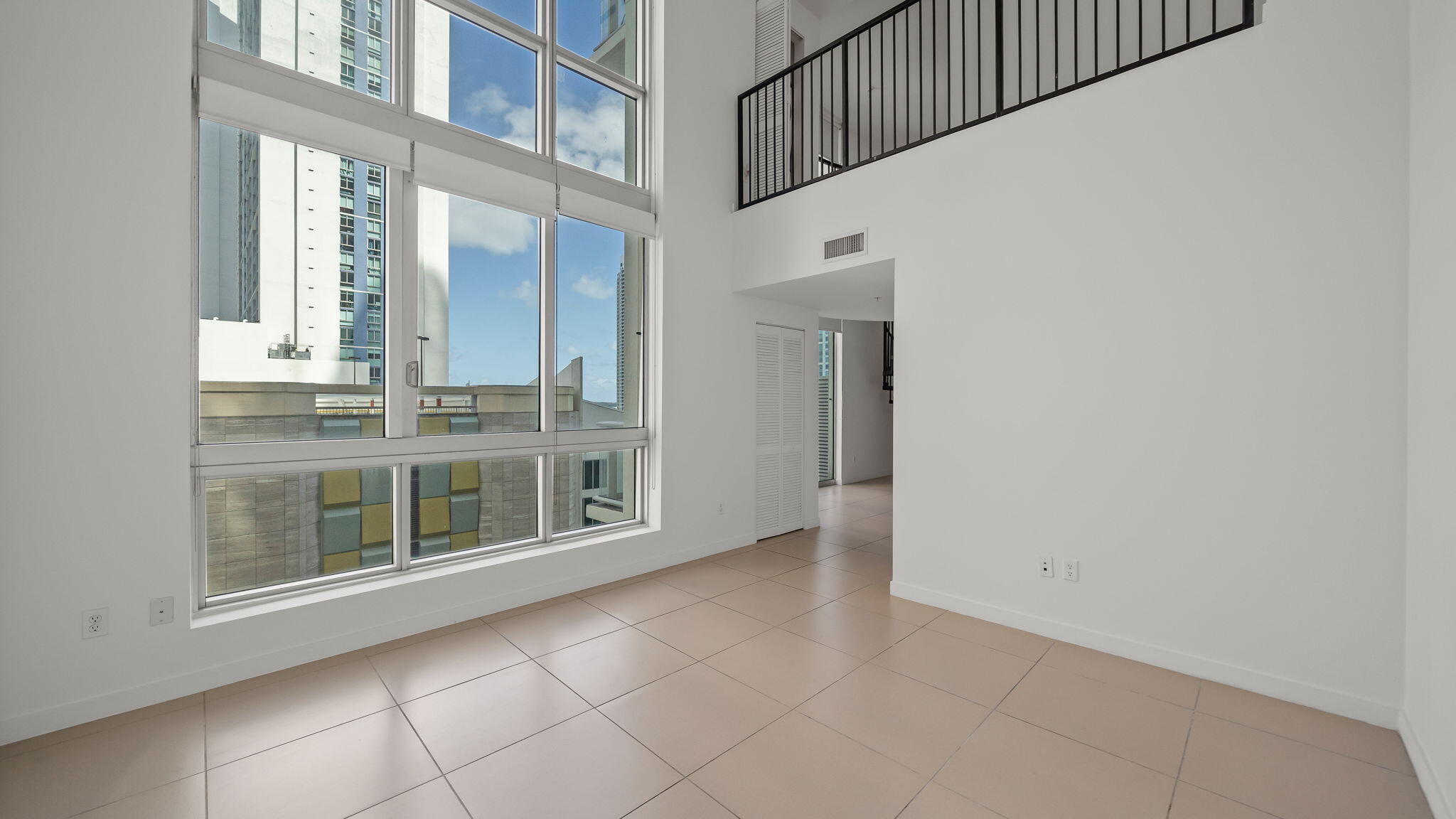 300 S Biscayne Boulevard L-832