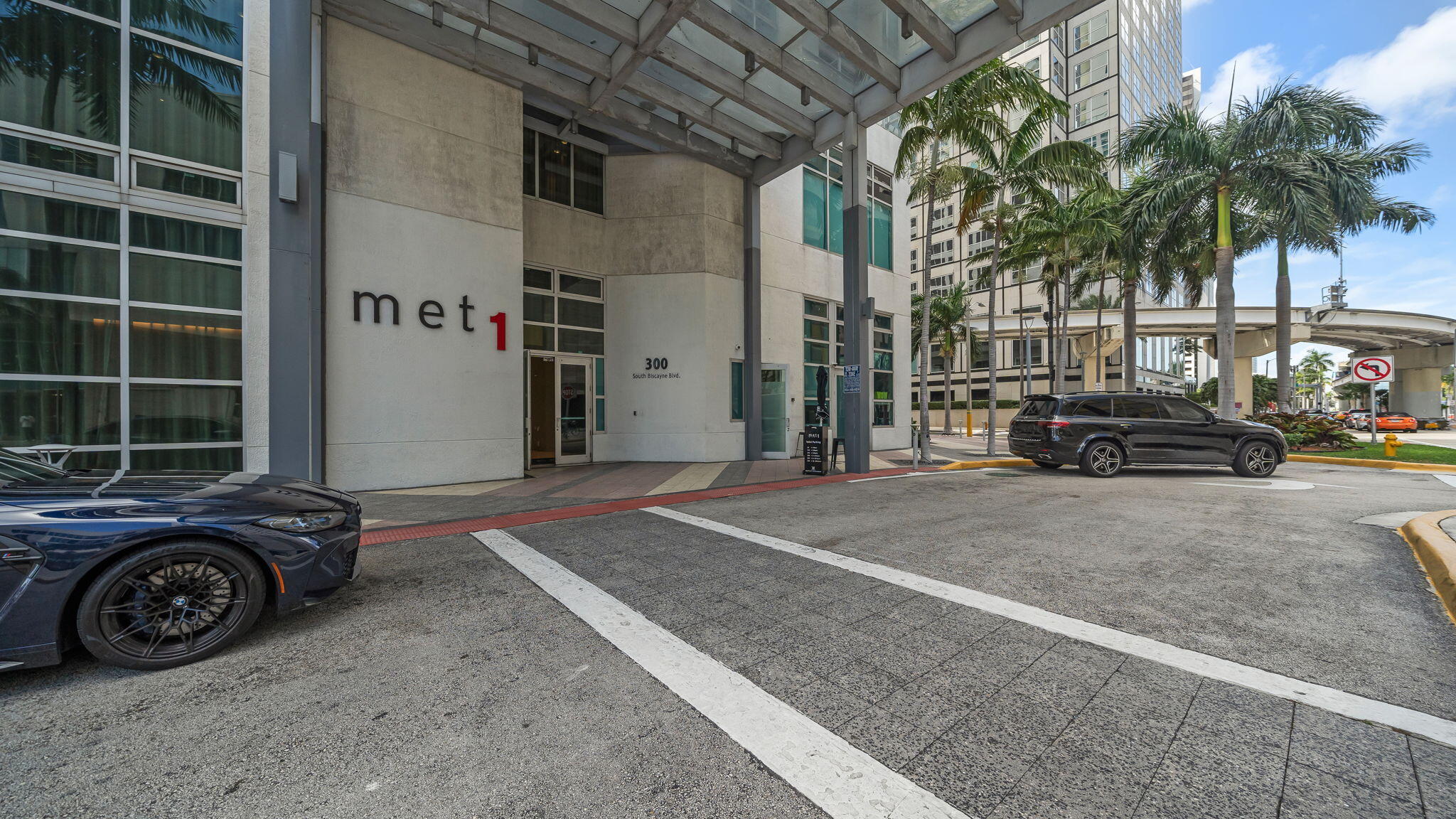 300 S Biscayne Boulevard L-832