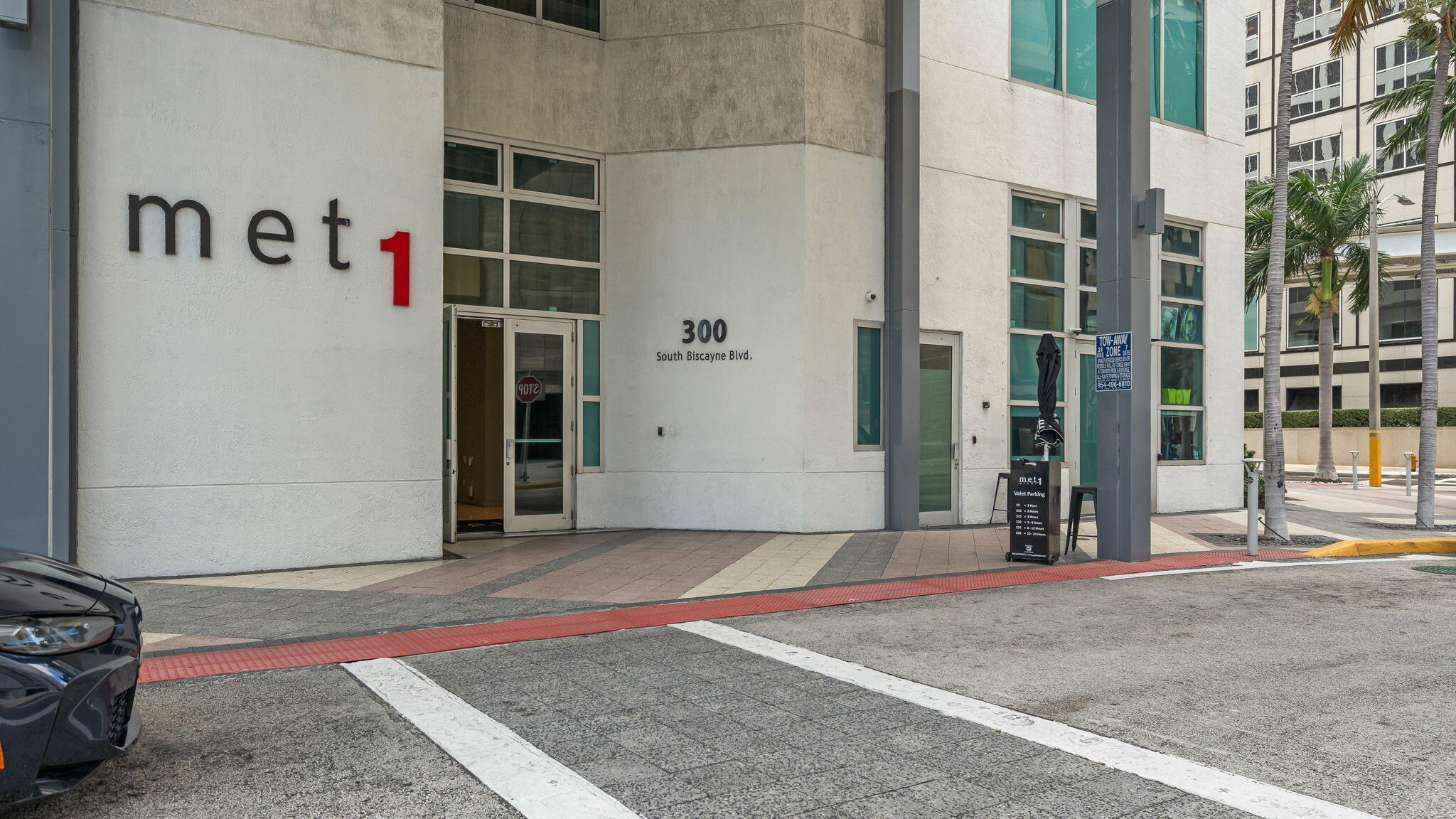 300 S Biscayne Boulevard L-832