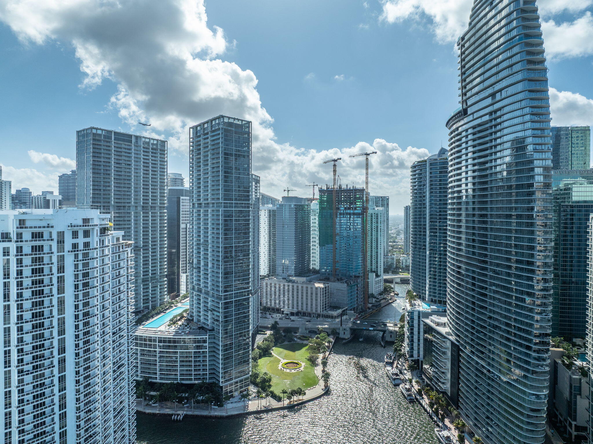 300 S Biscayne Boulevard L-832