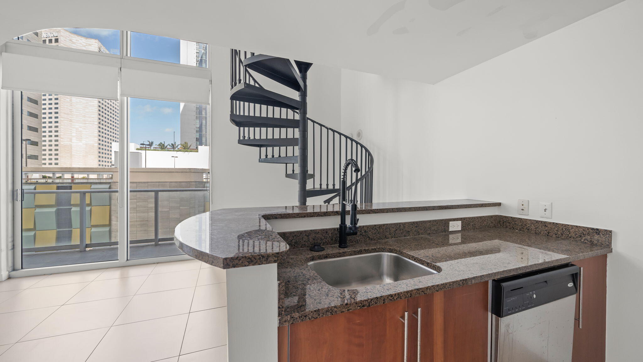 300 S Biscayne Boulevard L-832
