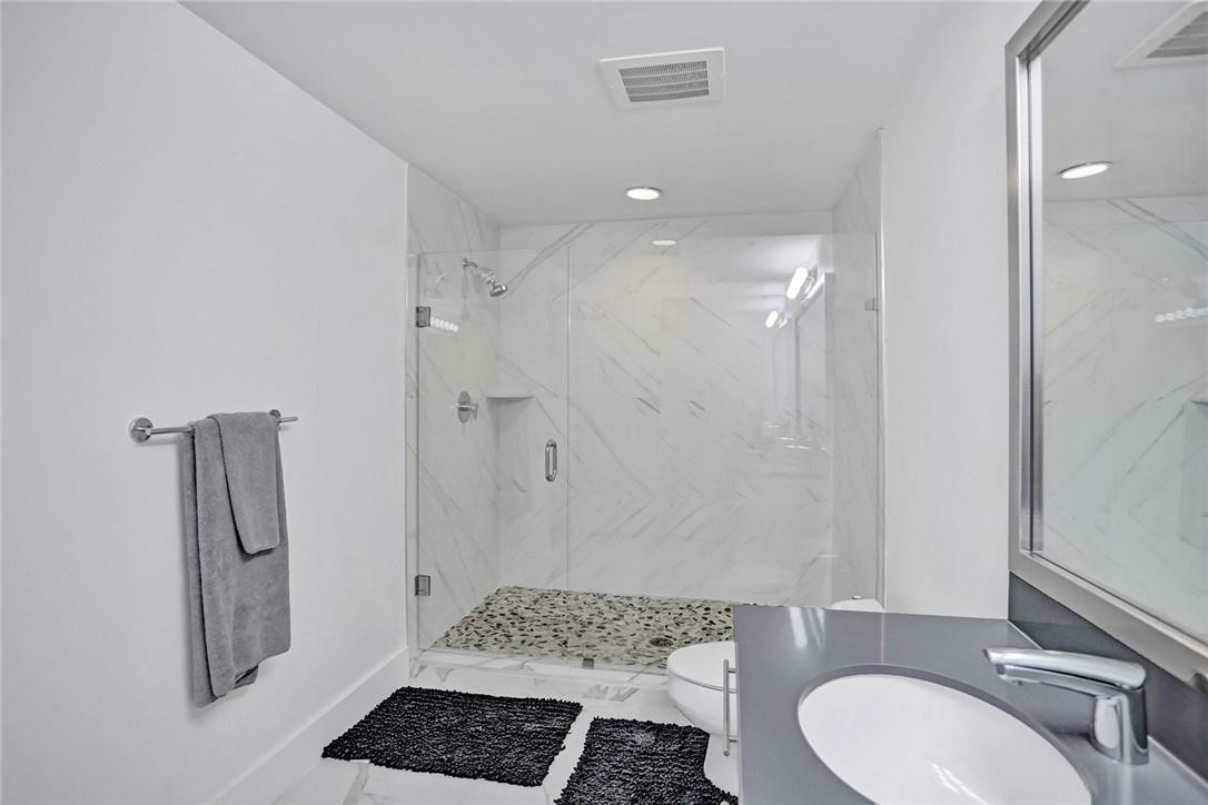 90 SW 3rd Street Th300b
