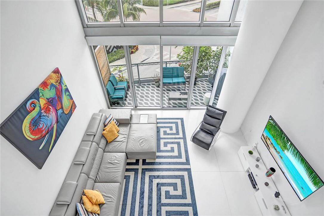 90 SW 3rd Street Th300b