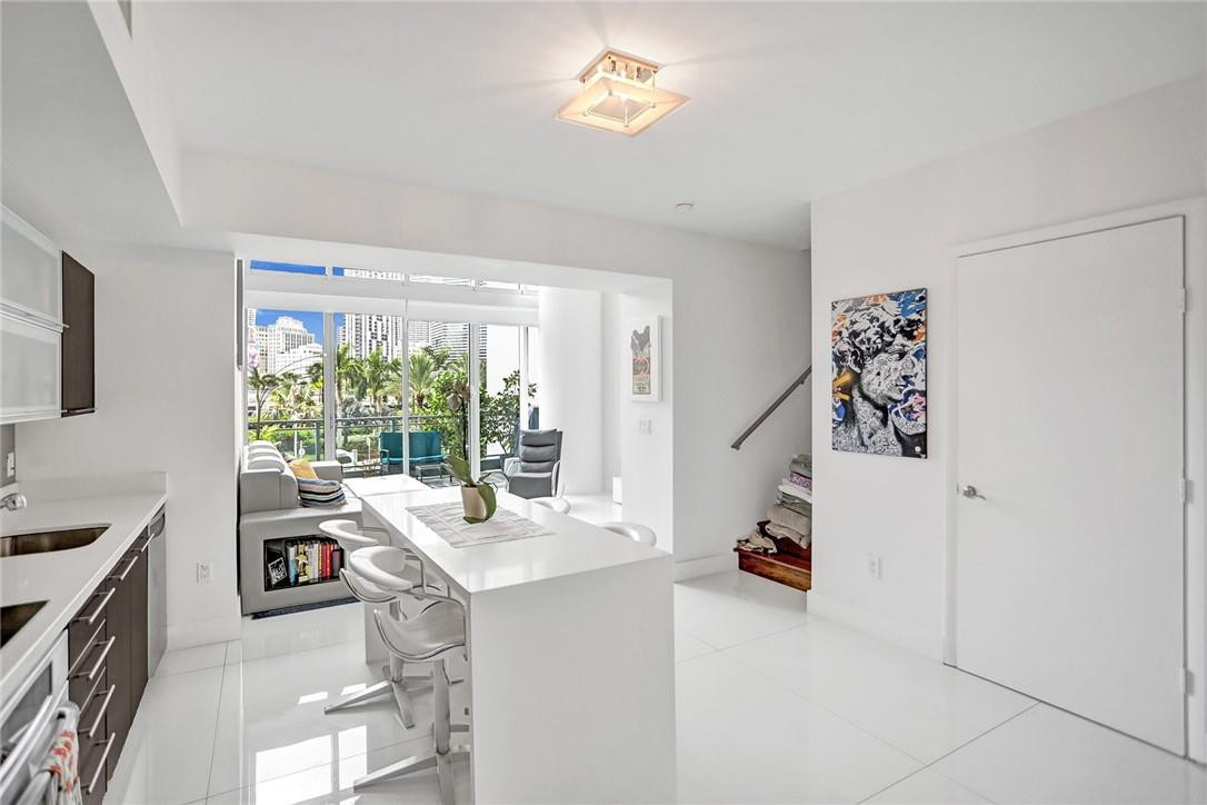 90 SW 3rd Street Th300b