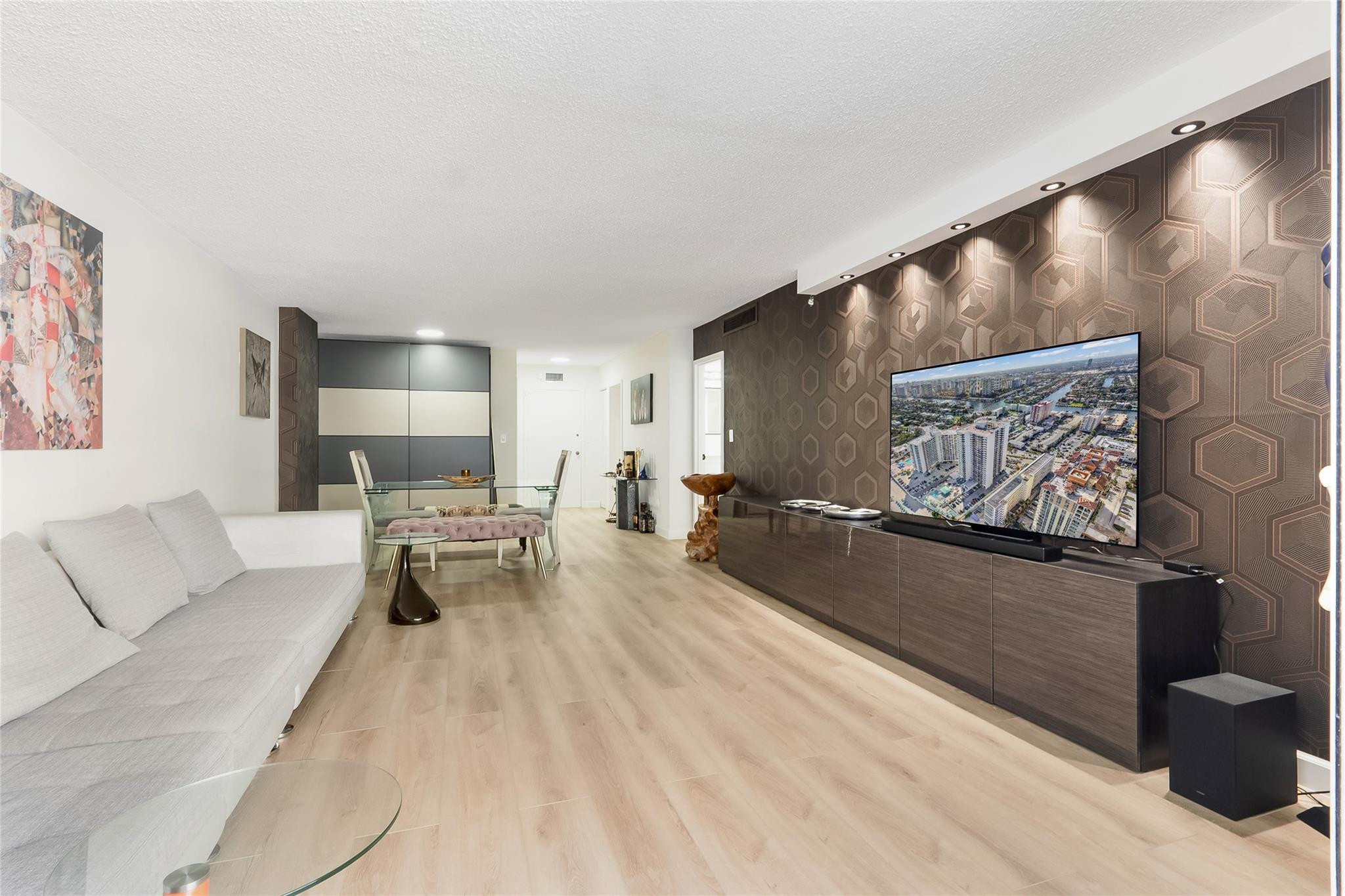 3140 S Ocean Drive 208