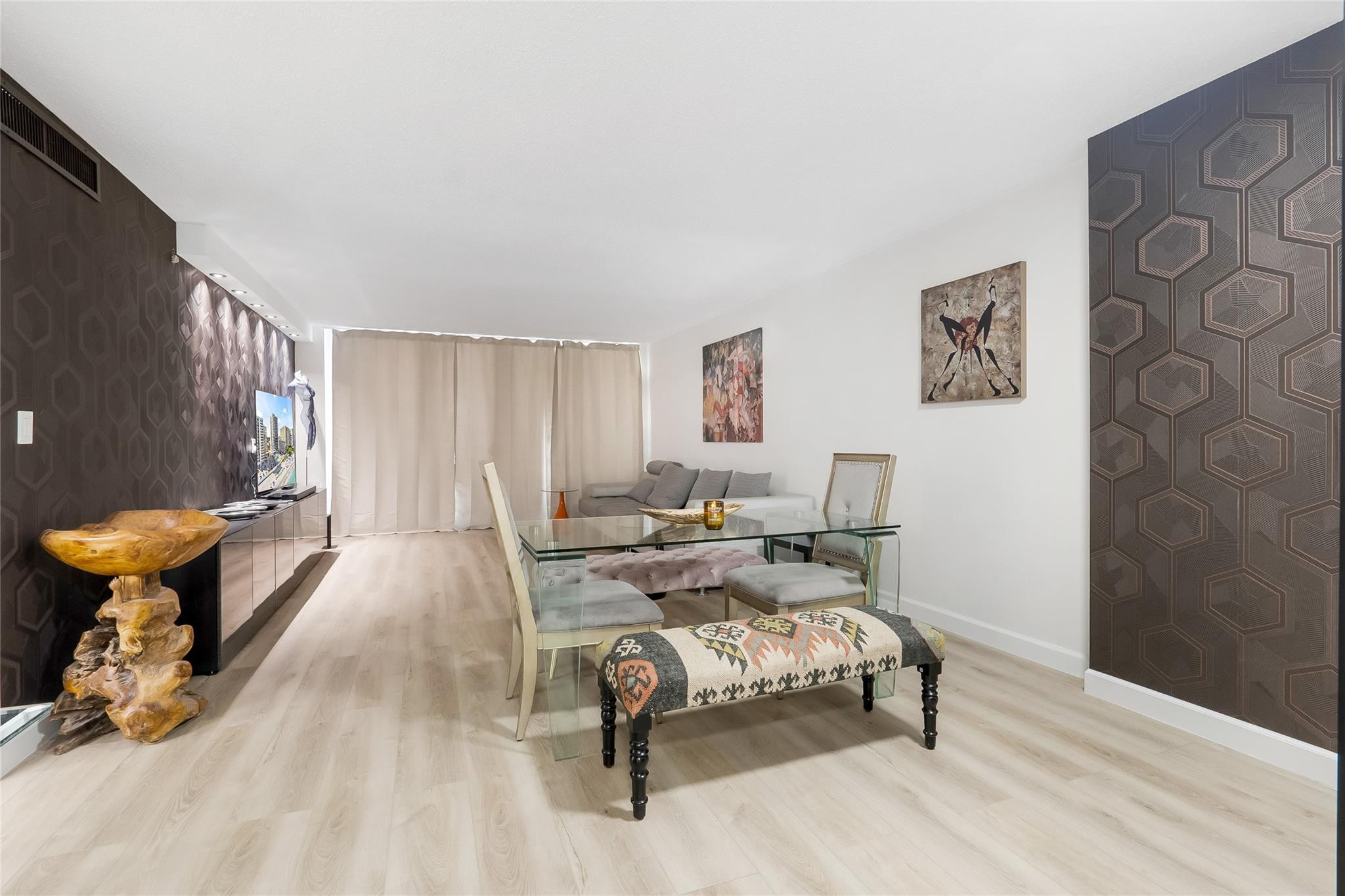3140 S Ocean Drive 208