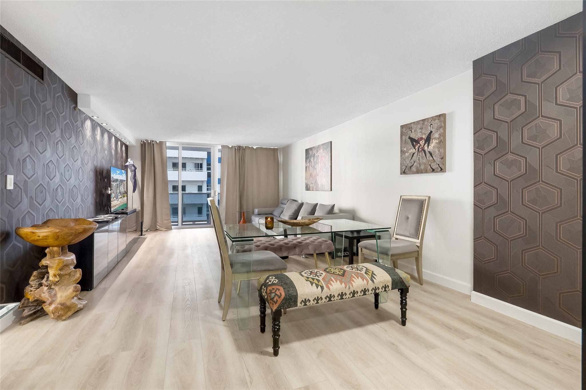 3140 S Ocean Drive 208