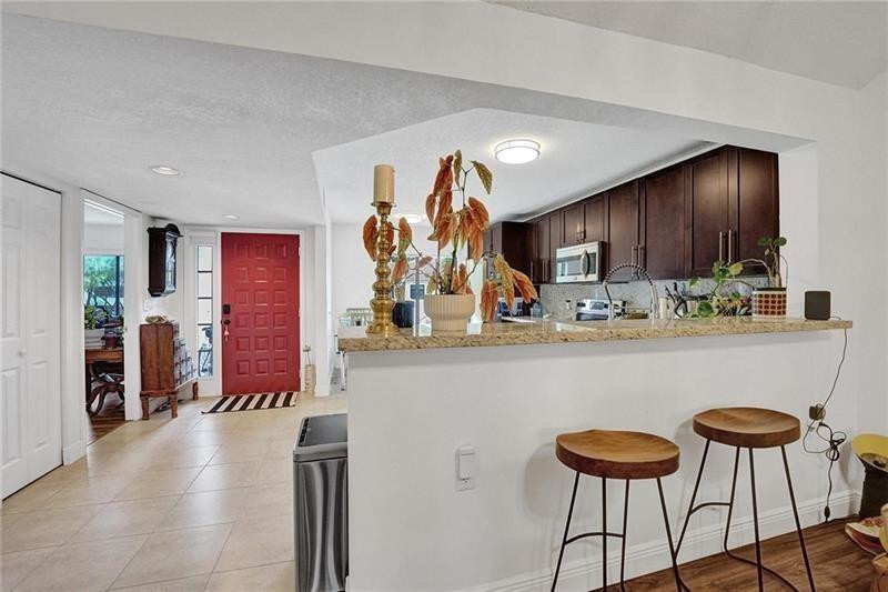 7533 Glendevon Lane 907