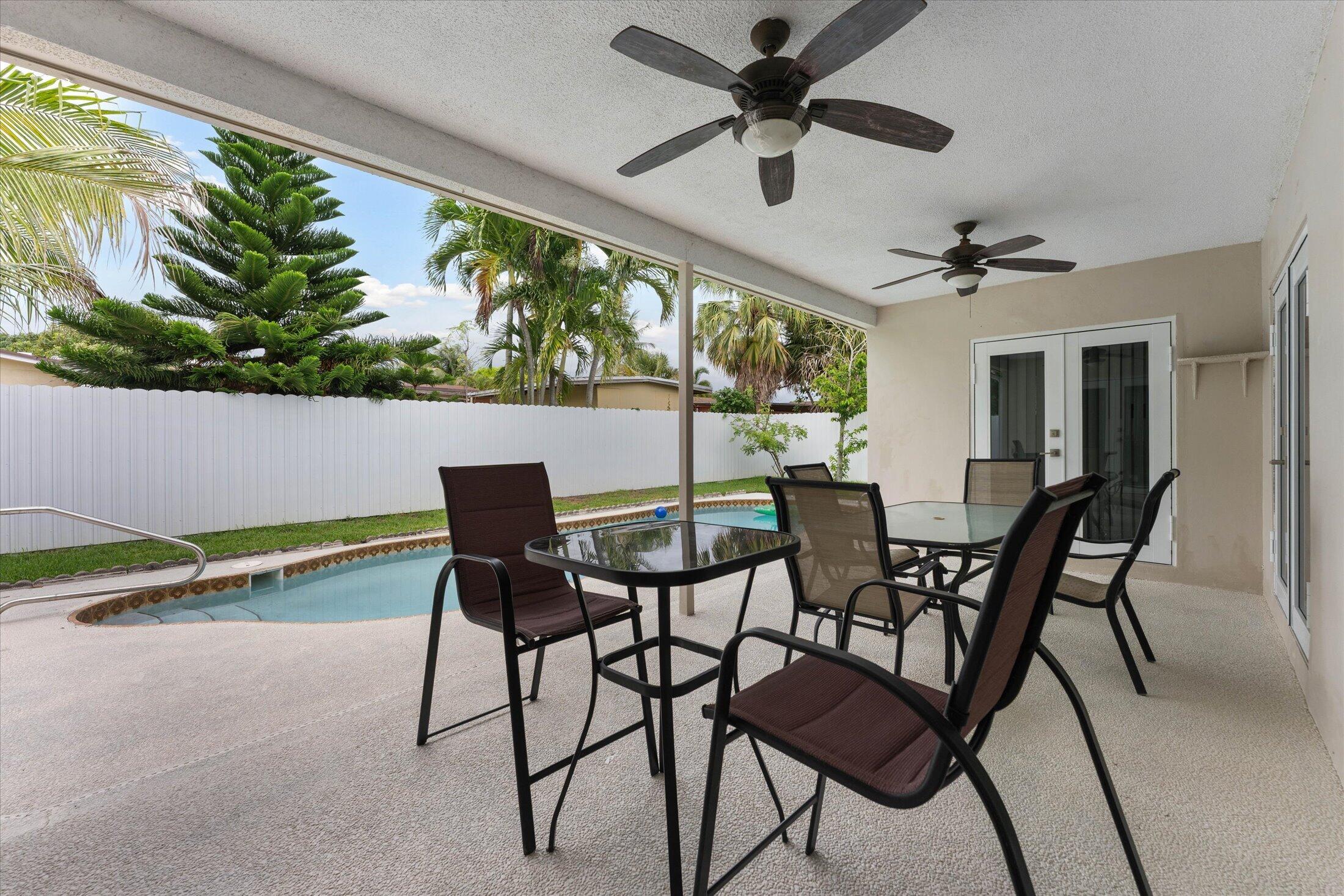 6515 SW 8th Place