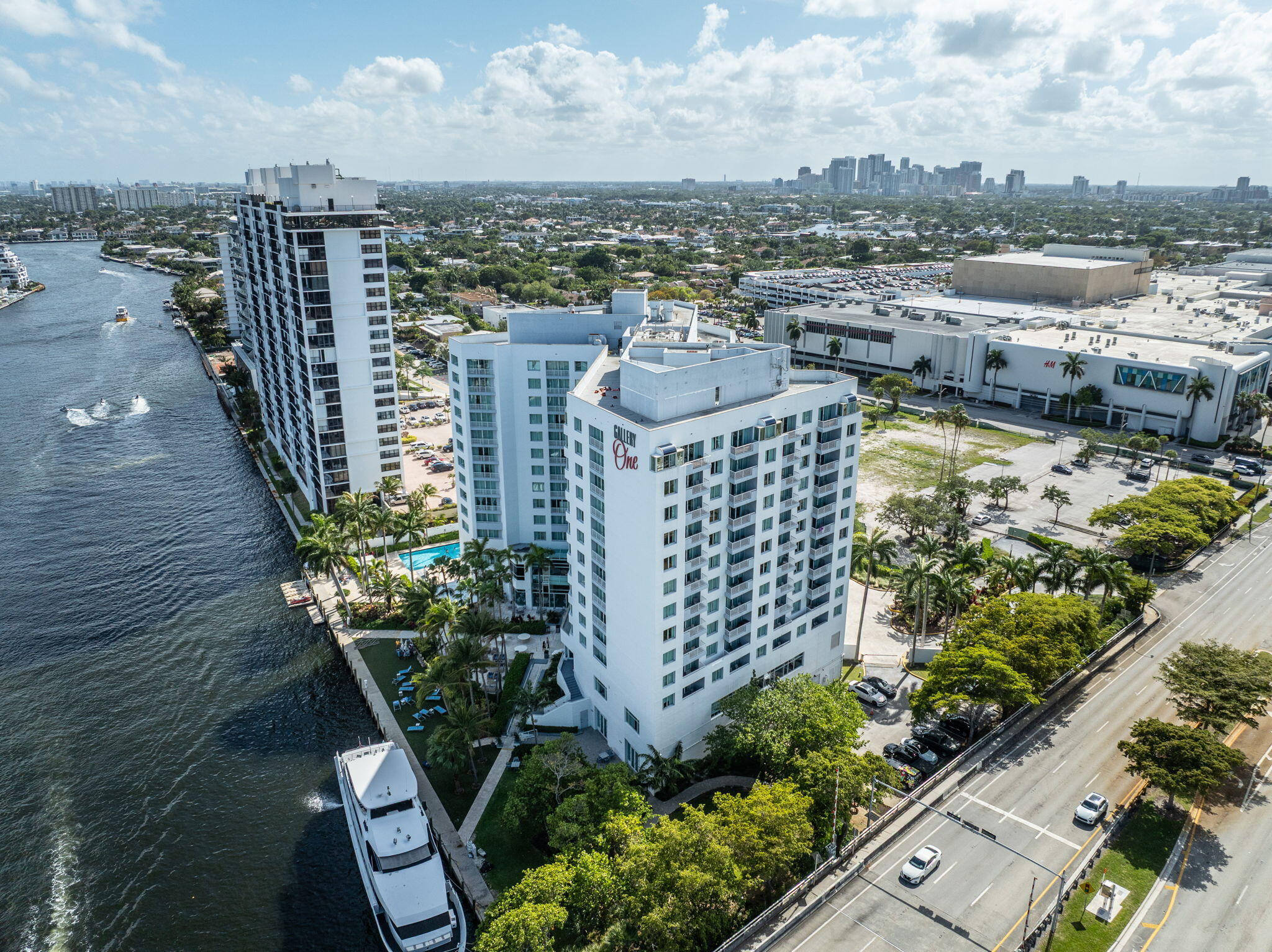 2670 E Sunrise Boulevard 1109