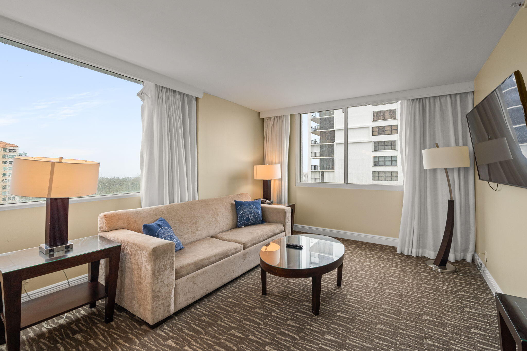 2670 E Sunrise Boulevard 1109