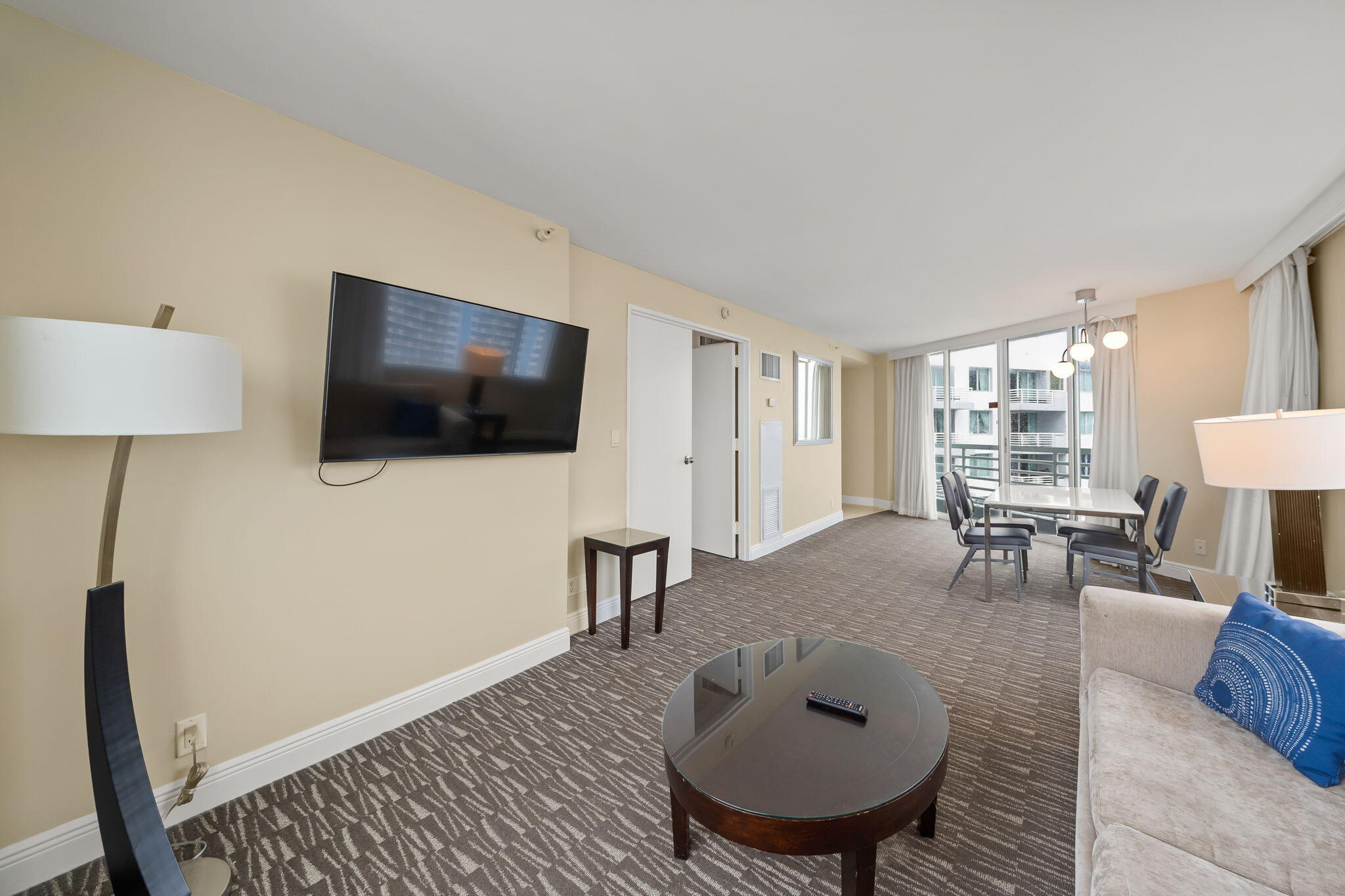 2670 E Sunrise Boulevard 1109